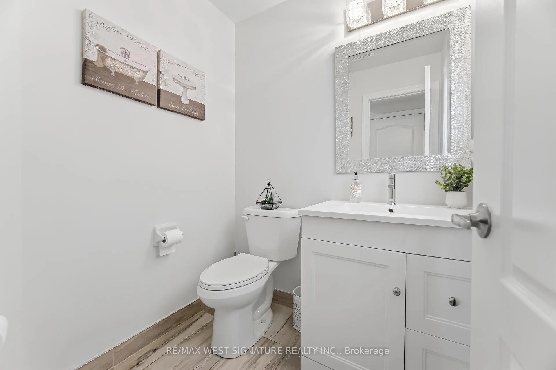 Photo 15 of 119 Castle Park Boulevard, Vaughan, Sonoma Heights — HOMEH