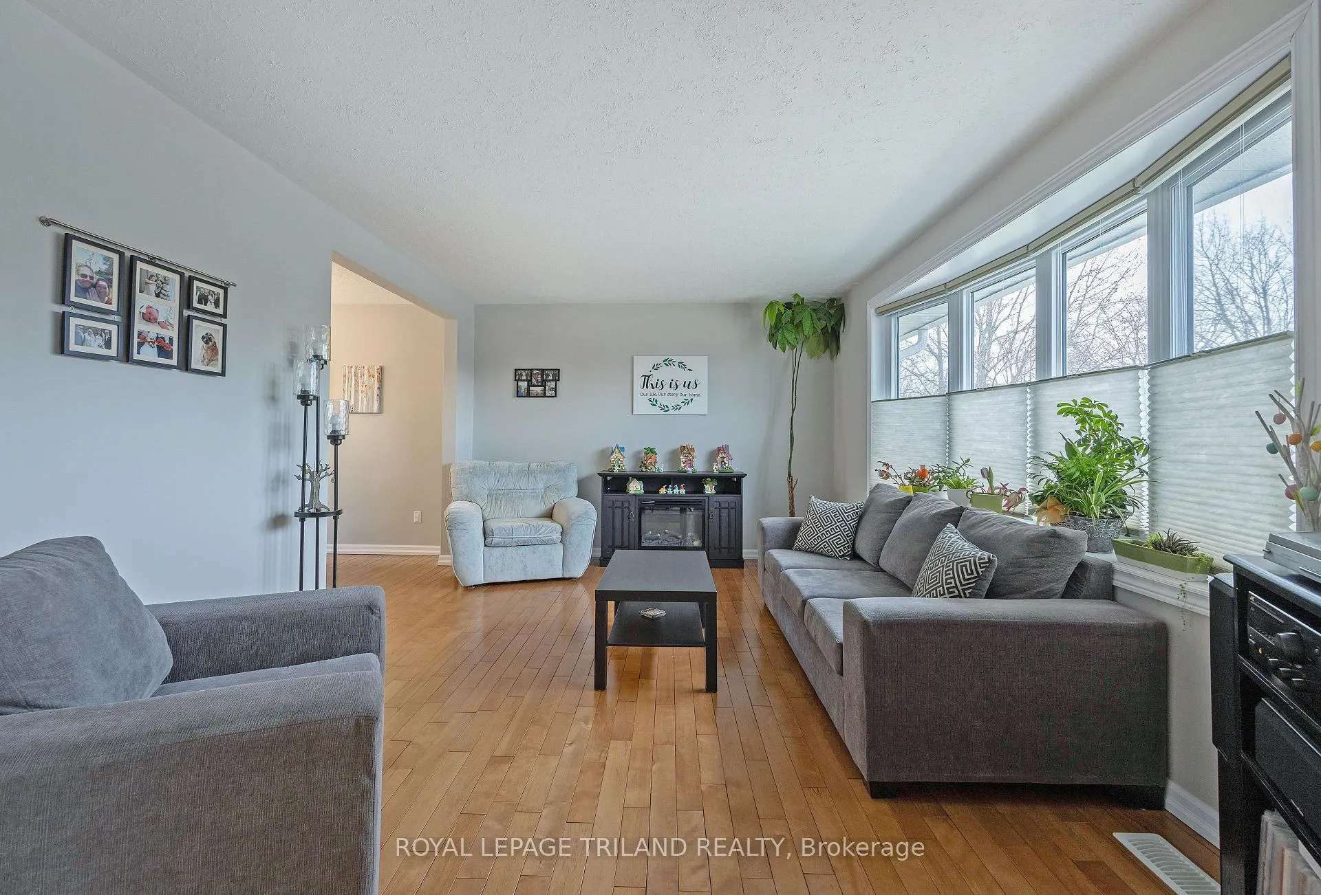 Photo 5 of 59 Lawrence Avenue, St. Thomas — HOMEH