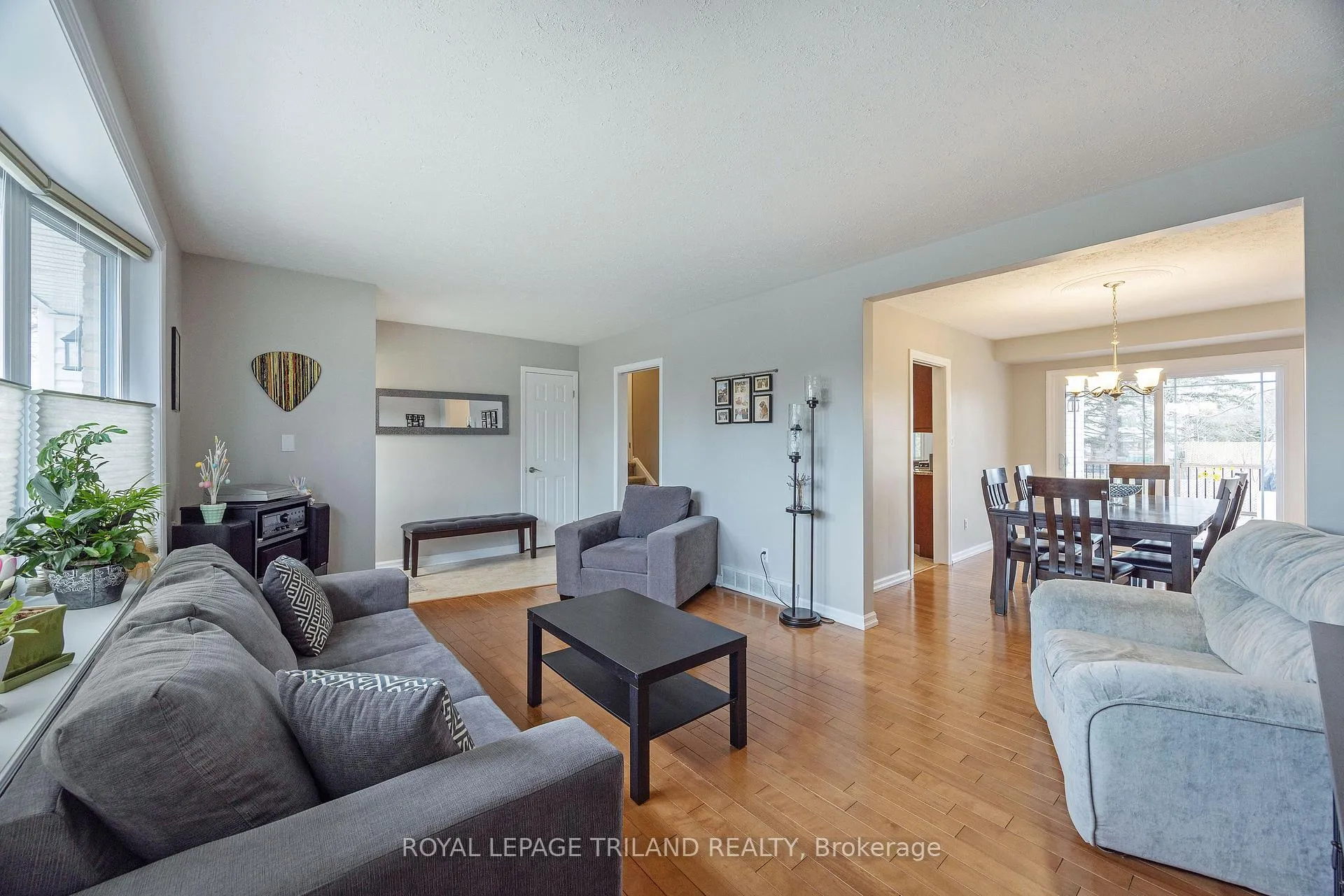 Photo 7 of 59 Lawrence Avenue, St. Thomas — HOMEH