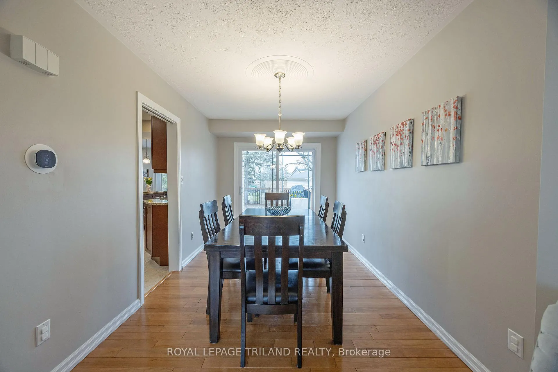 Photo 8 of 59 Lawrence Avenue, St. Thomas — HOMEH