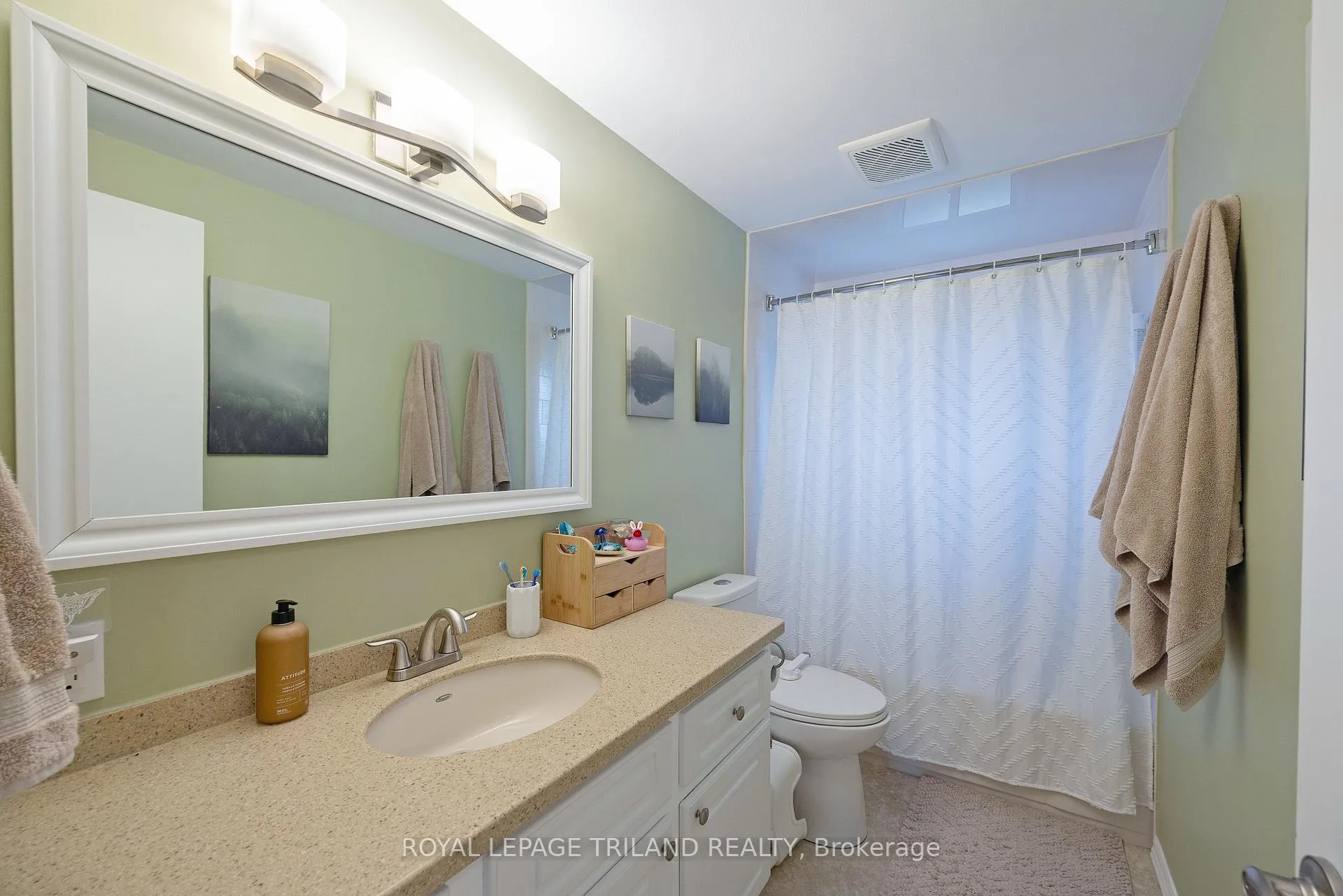 Photo 22 of 59 Lawrence Avenue, St. Thomas — HOMEH