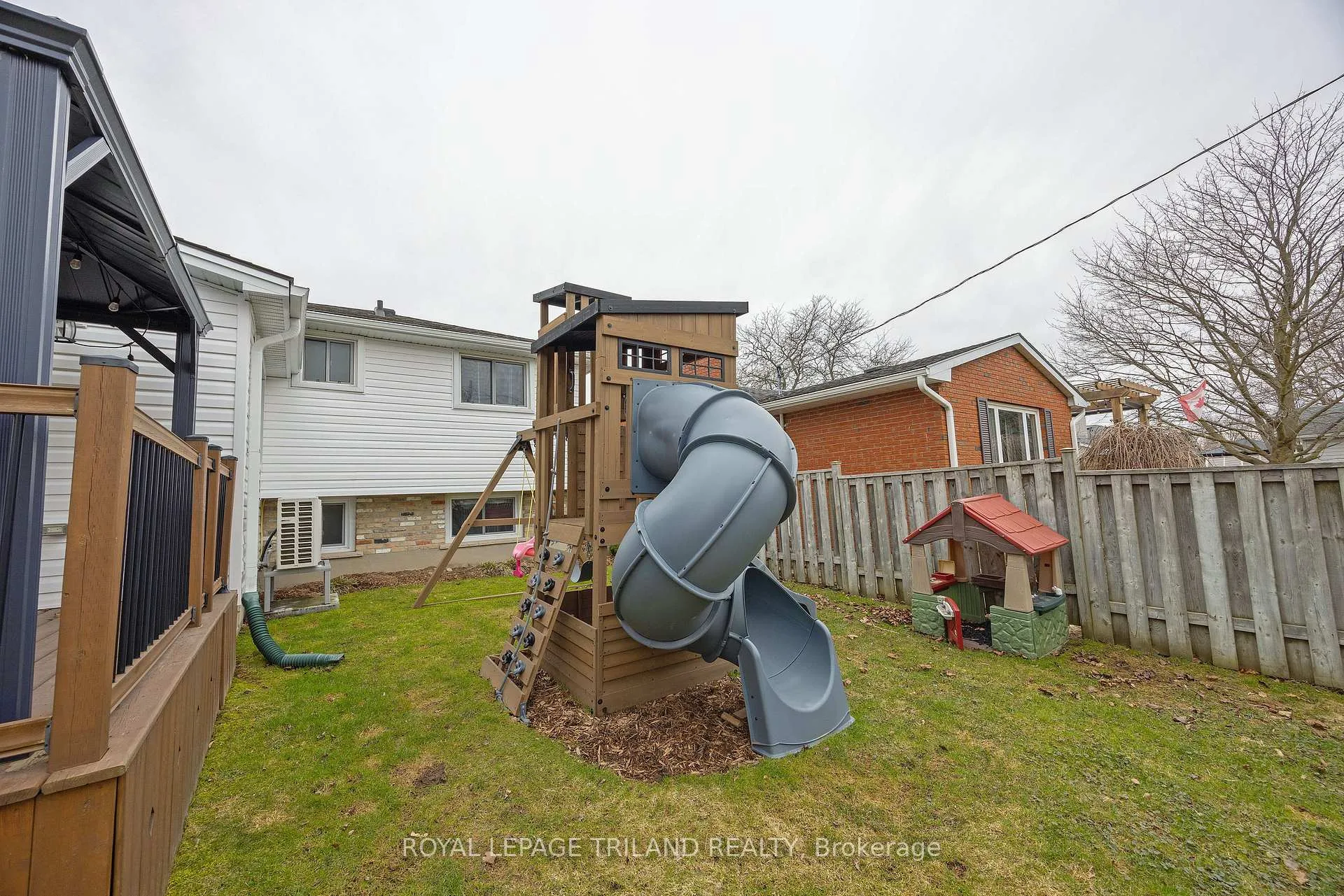 Photo 39 of 59 Lawrence Avenue, St. Thomas — HOMEH