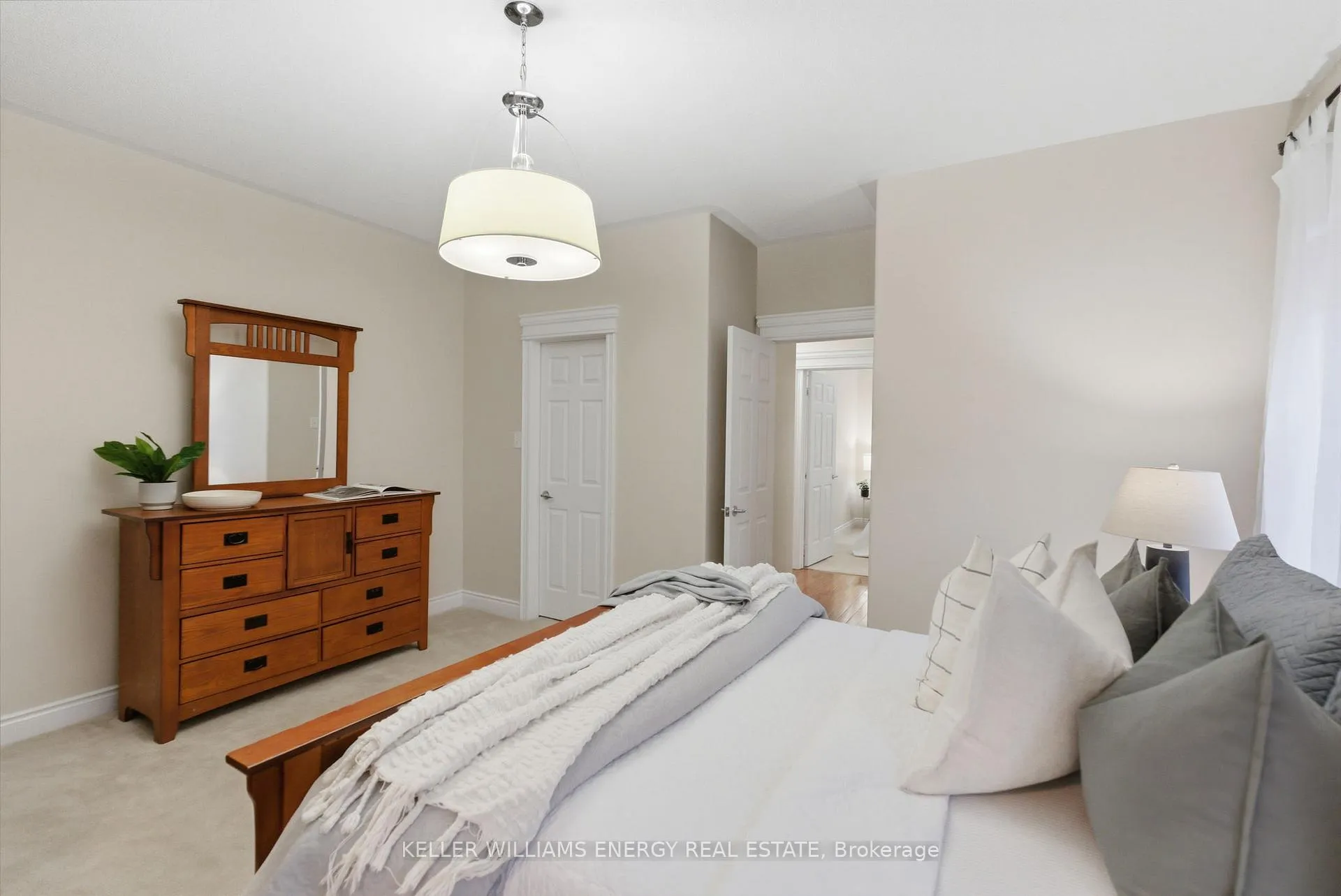 Photo 23 of 969 Ormond Drive, Oshawa, Samac — HOMEH