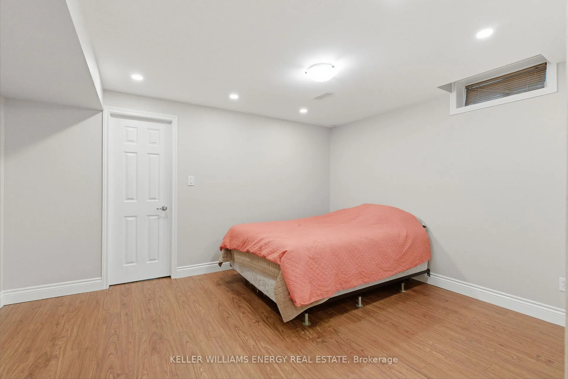 Photo 35 of 969 Ormond Drive, Oshawa, Samac — HOMEH