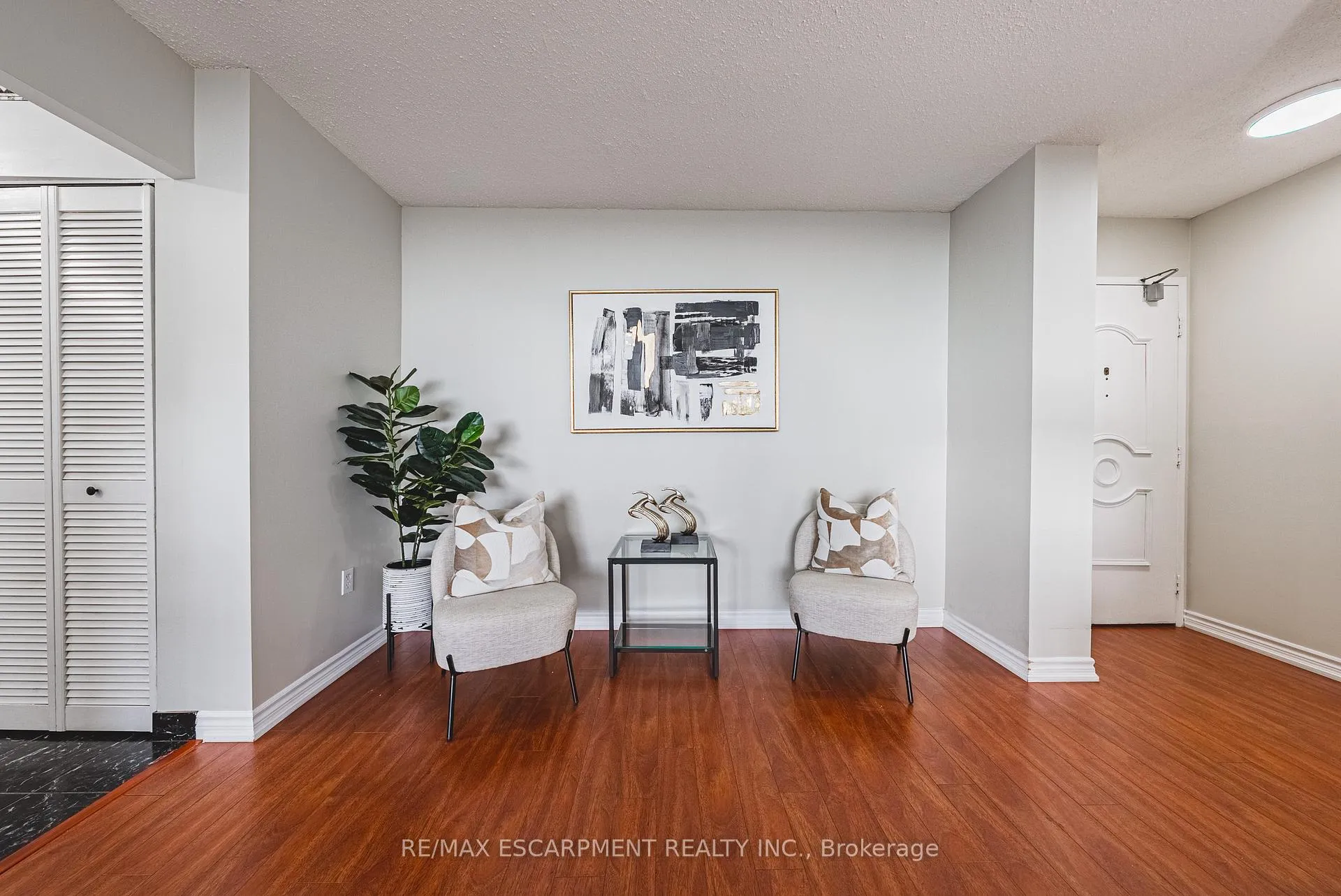 Photo 18 of Unit 1206, 2055 Upper Middle Road, Burlington, Brant Hills — HOMEH