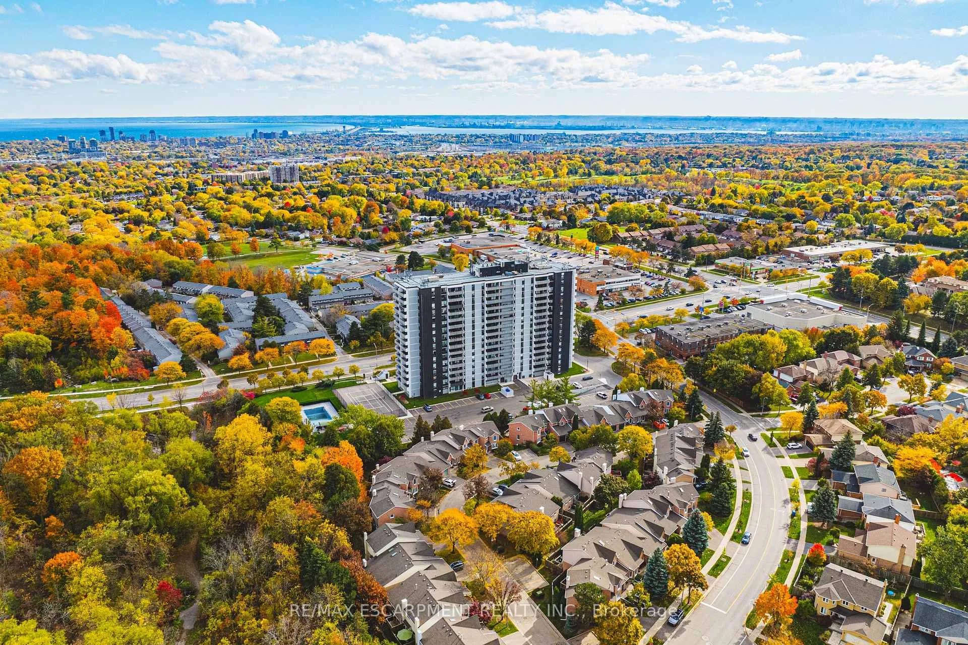 Photo 22 of Unit 1206, 2055 Upper Middle Road, Burlington, Brant Hills — HOMEH