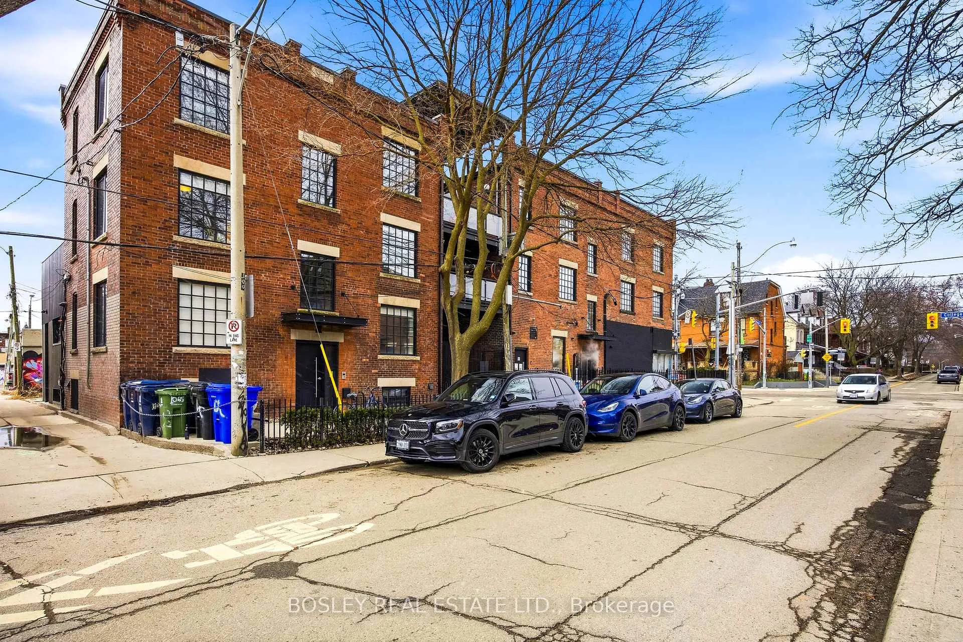 Photo 33 of Unit 2, 1067 College Street, Toronto, Little Portugal — HOMEH