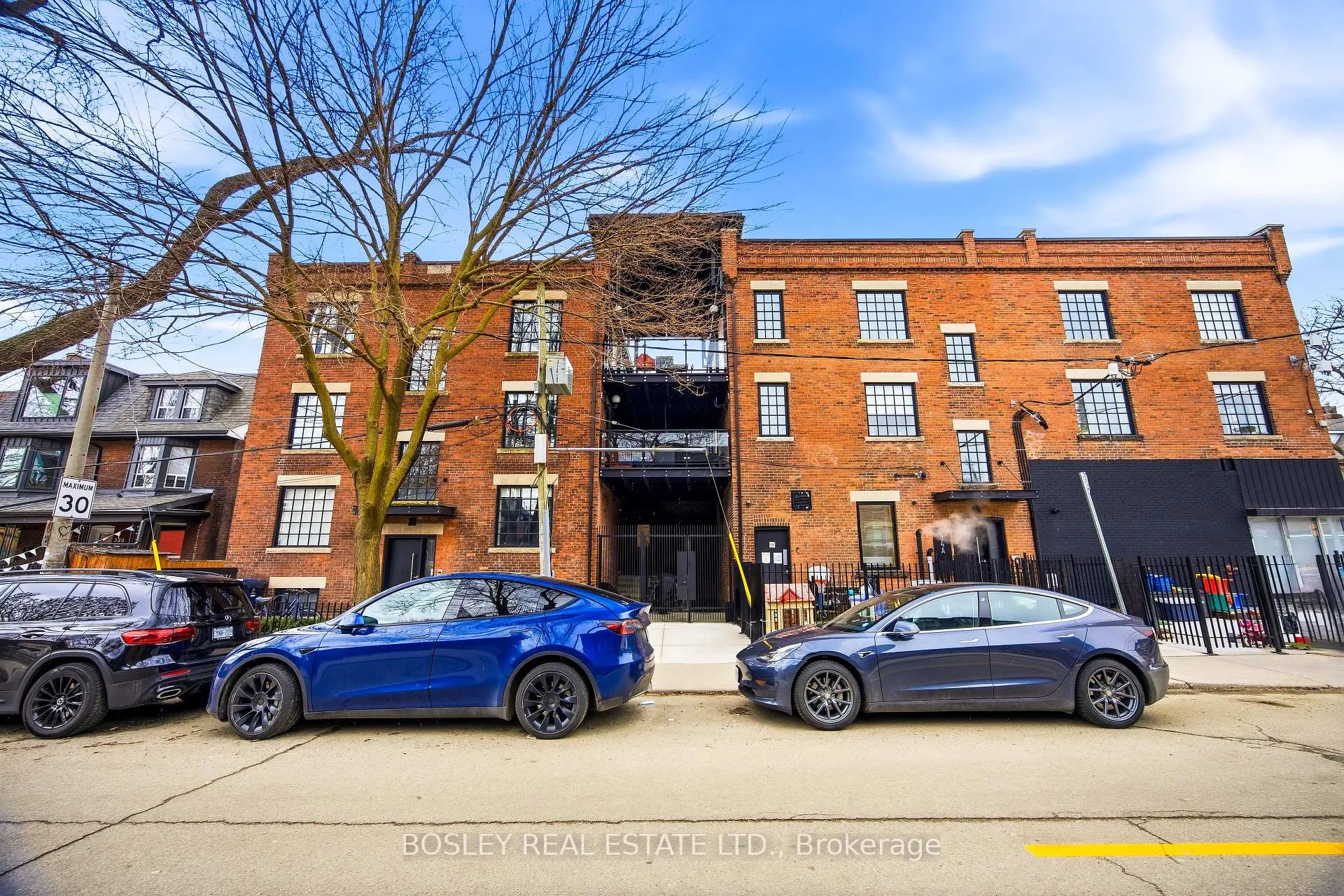 Photo 34 of Unit 2, 1067 College Street, Toronto, Little Portugal — HOMEH