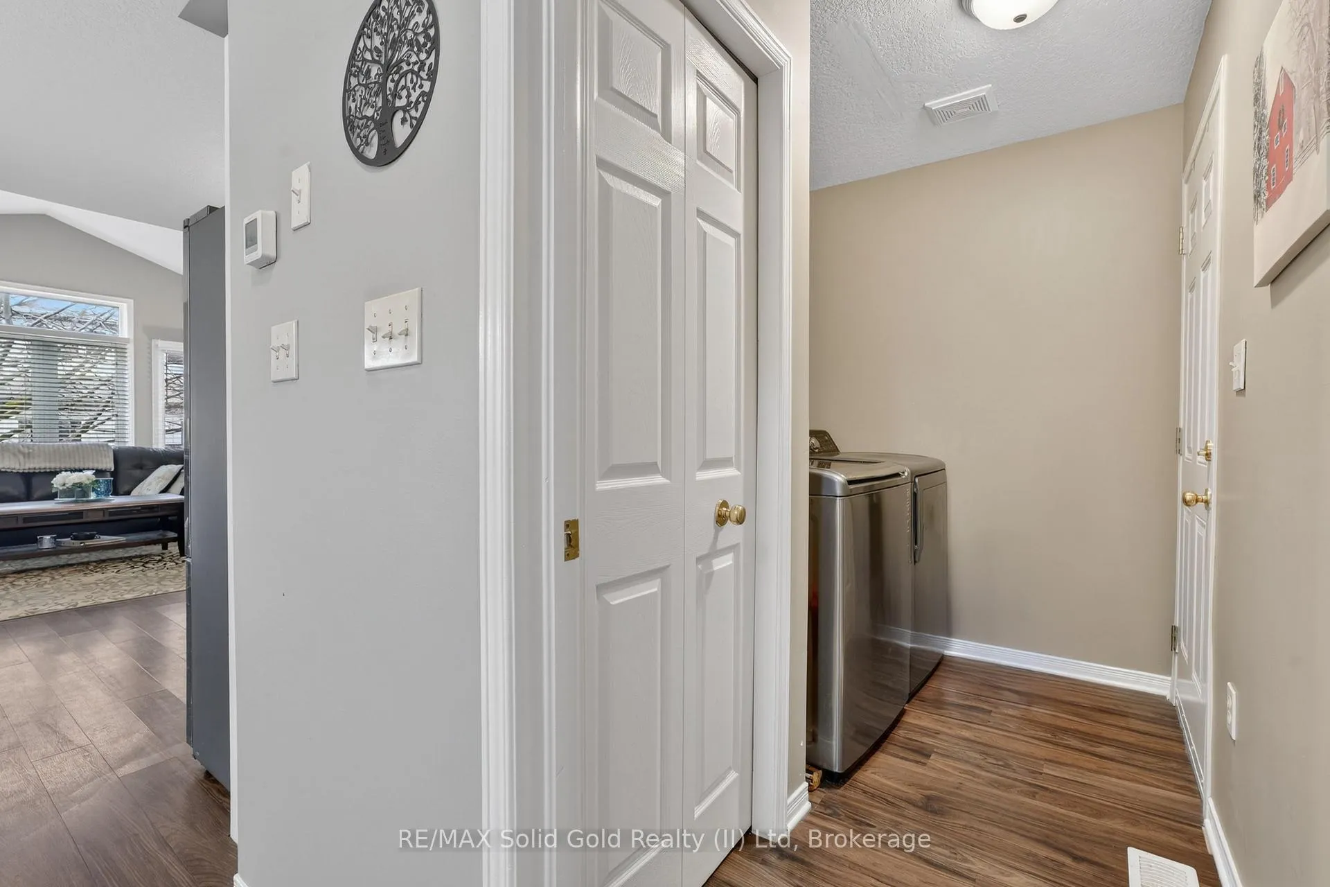 Photo 10 of 539 Woolgrass Avenue, Waterloo — HOMEH