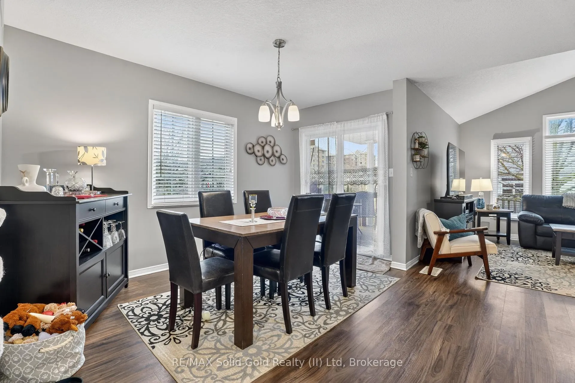 Photo 12 of 539 Woolgrass Avenue, Waterloo — HOMEH