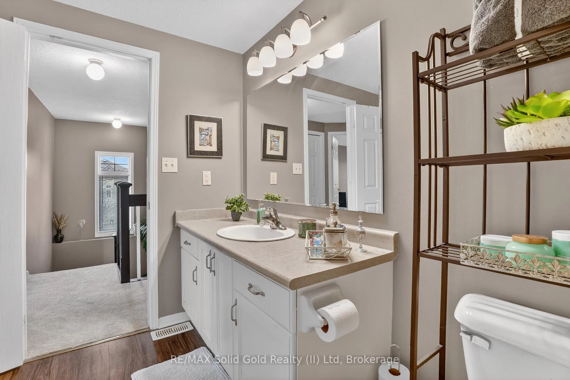 Photo 25 of 539 Woolgrass Avenue, Waterloo — HOMEH