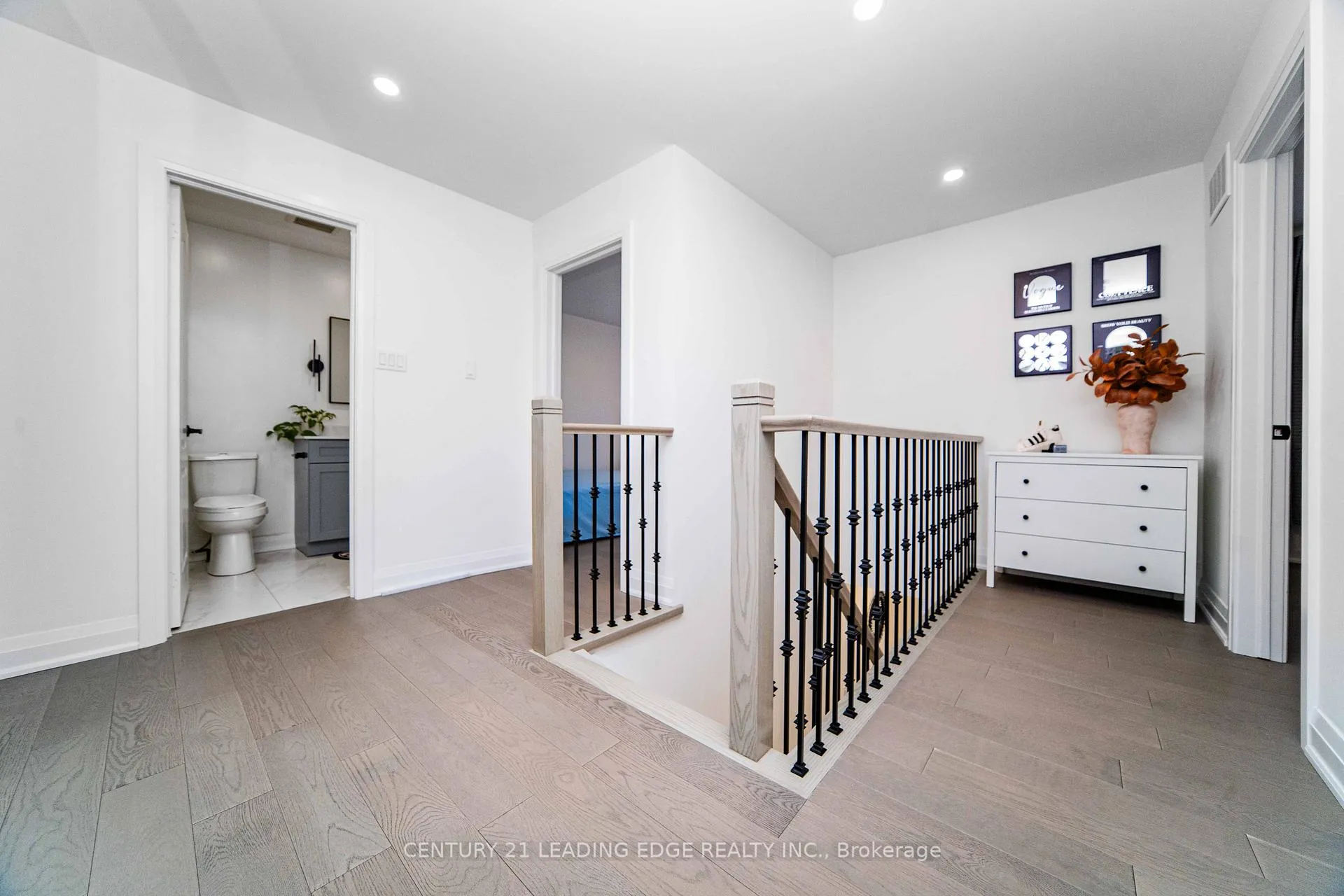 Photo 26 of 37 Landsdown Crescent, Markham, Wismer — HOMEH