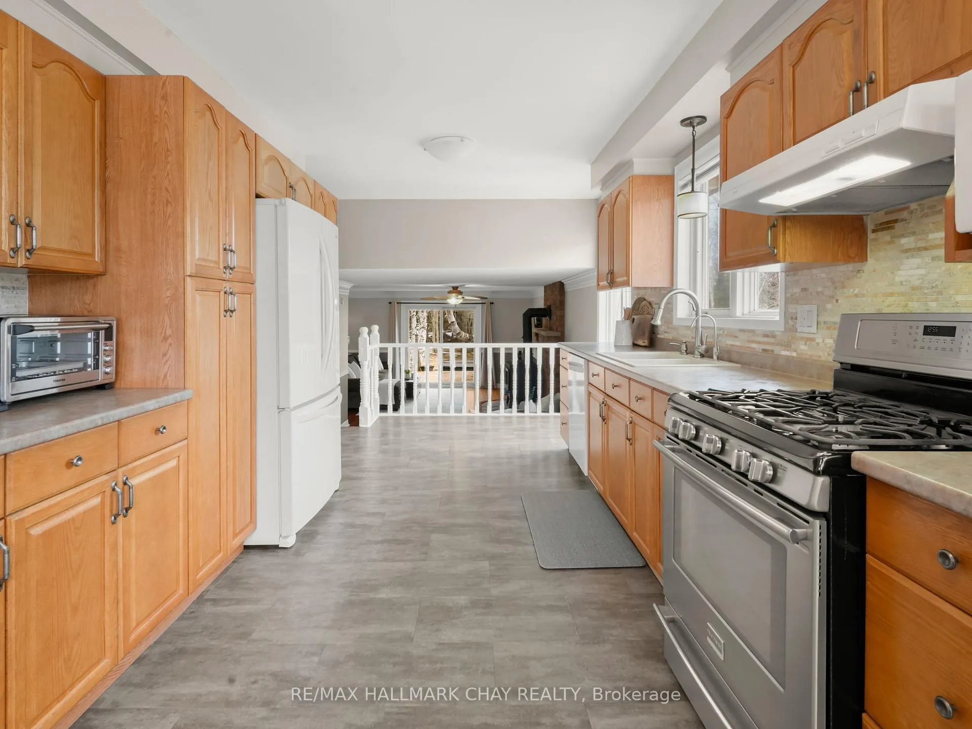Photo 9 of 2209 Spring Street, Innisfil, Alcona — HOMEH