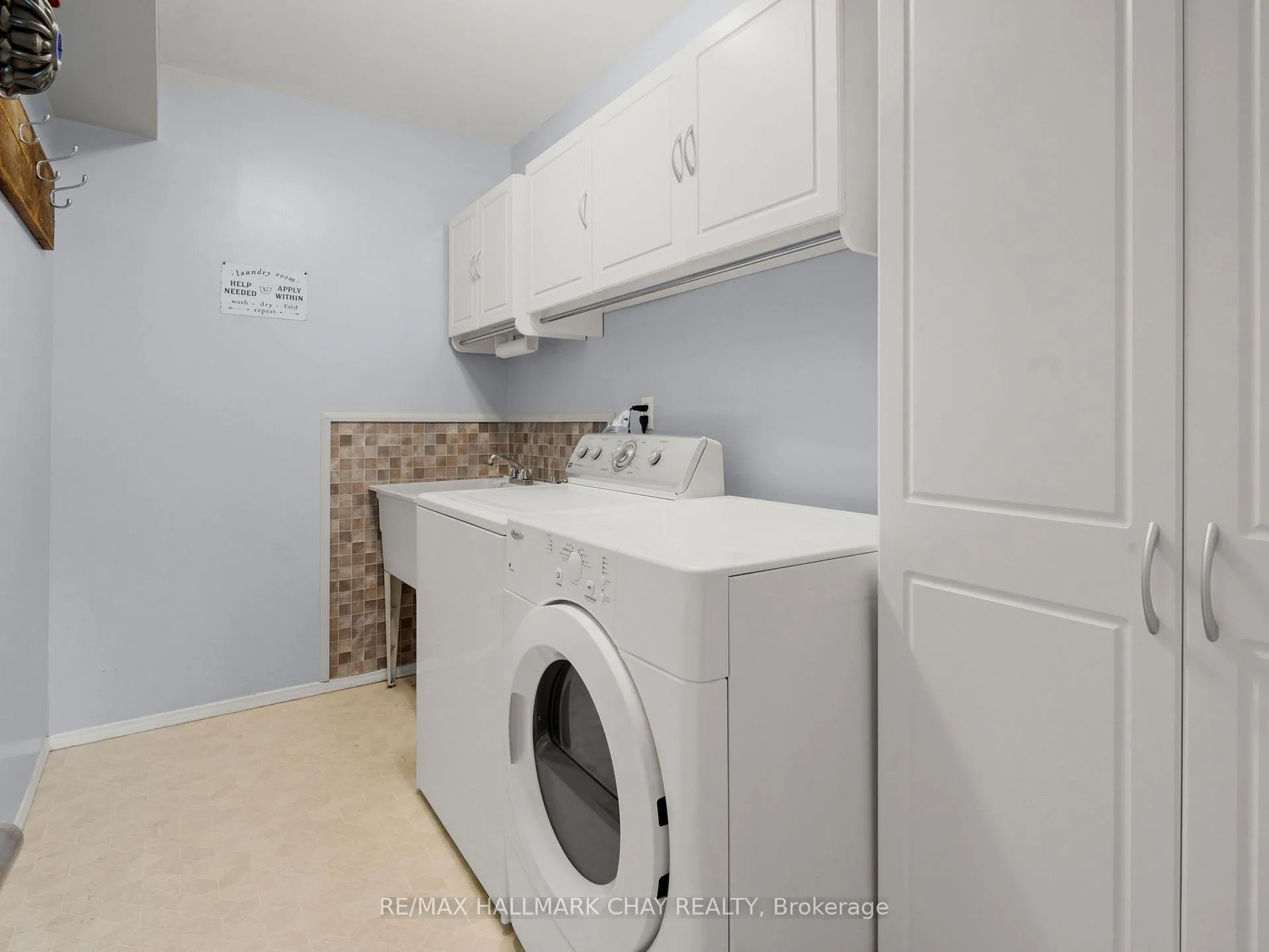 Photo 21 of 2209 Spring Street, Innisfil, Alcona — HOMEH