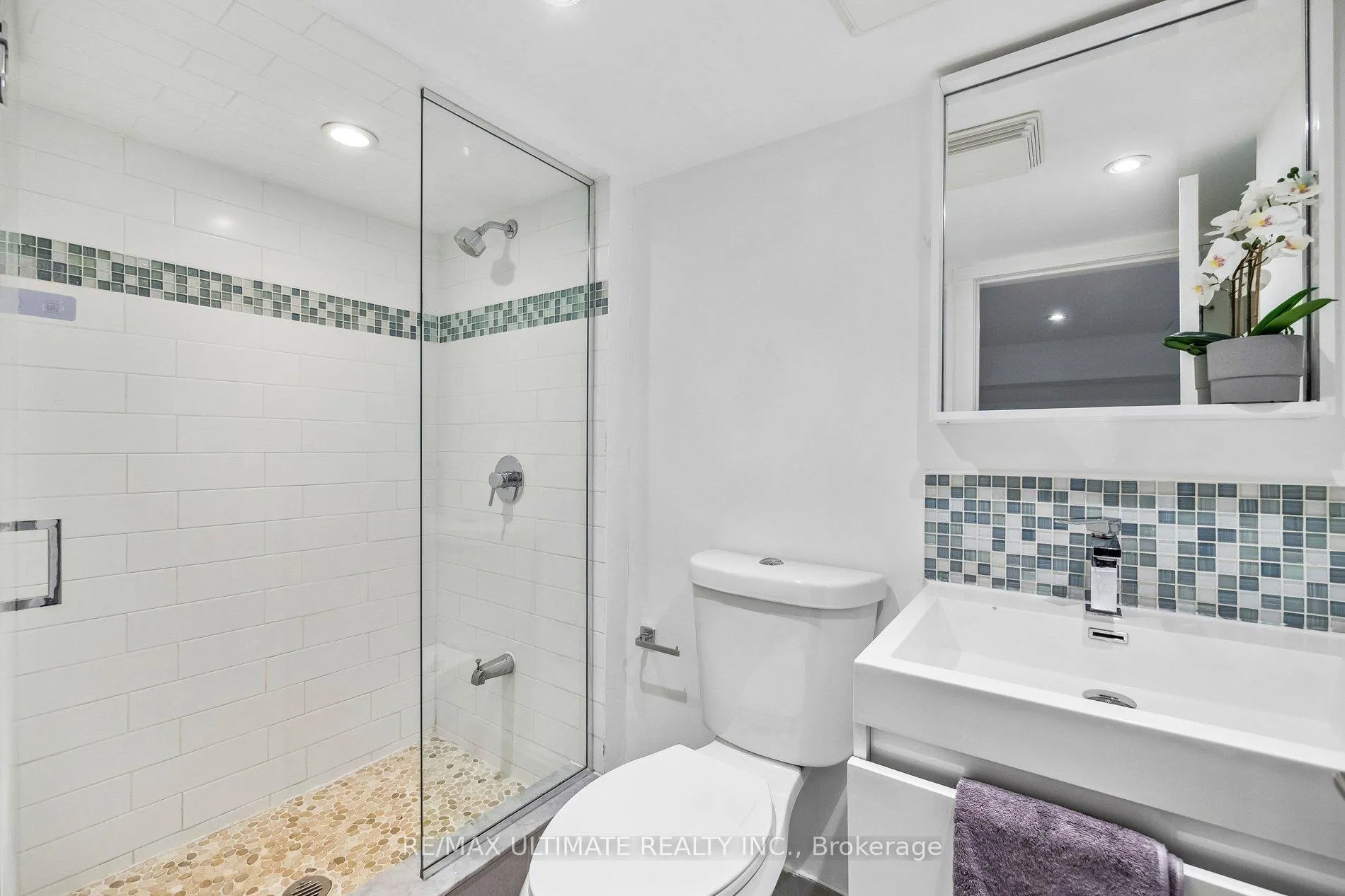 Photo 34 of 155 Morrison Avenue, Toronto, Corso Italia-Davenport — HOMEH