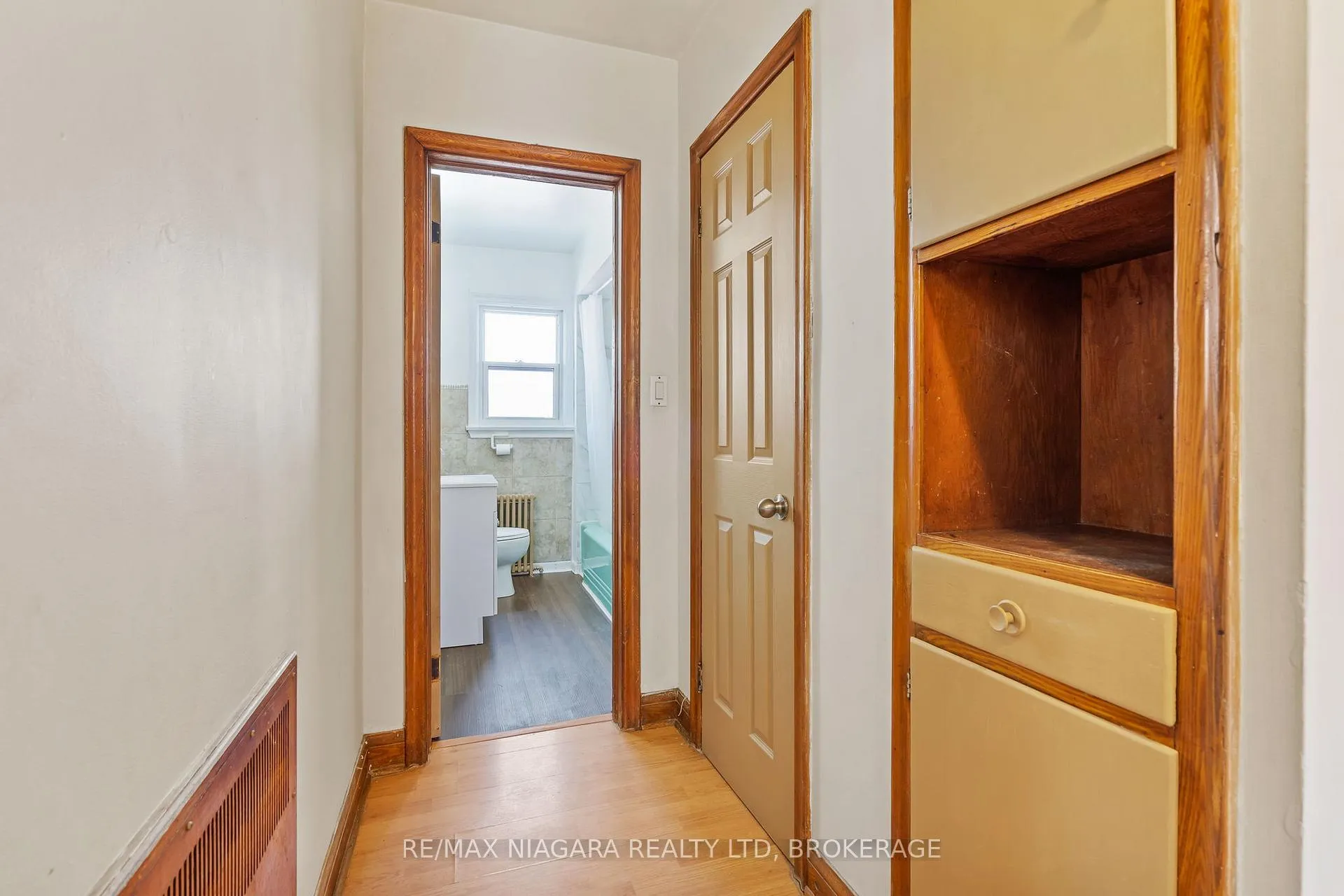 Photo 8 of Unit UNIT #1, 136 Haig Street, St. Catharines, Haig — HOMEH