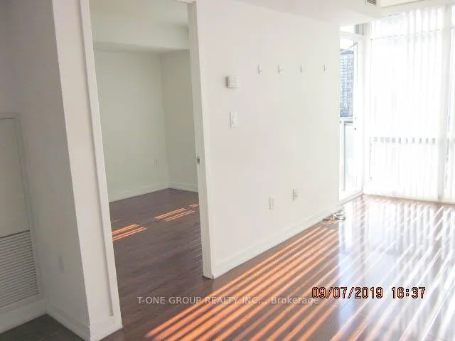 Photo 7 of Unit 1702, 15 Fort York Boulevard, Toronto, Waterfront Communities — HOMEH