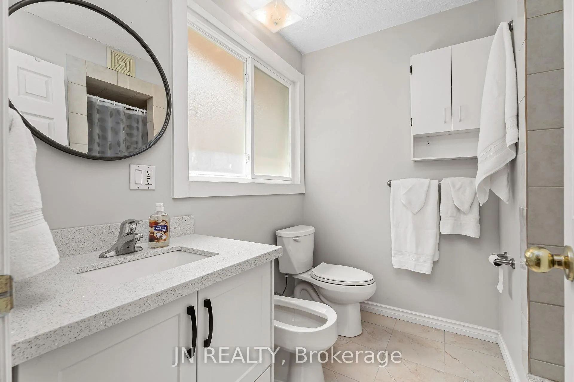 Photo 17 of 322 Oxbow Park Drive, Wasaga Beach — HOMEH