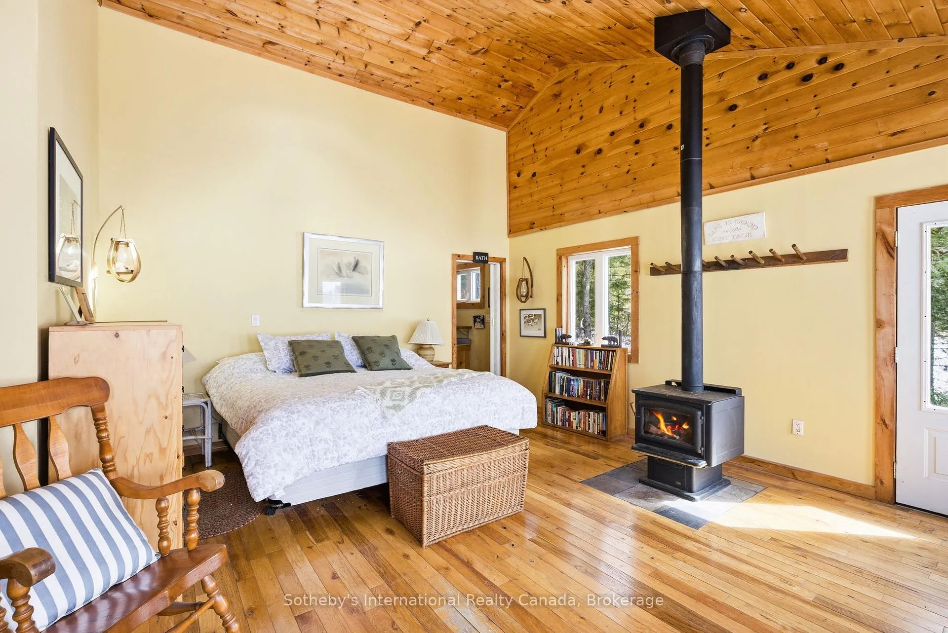 Photo 27 of 3301B Axe Lake Road, McMurrich/Monteith, Monteith — HOMEH