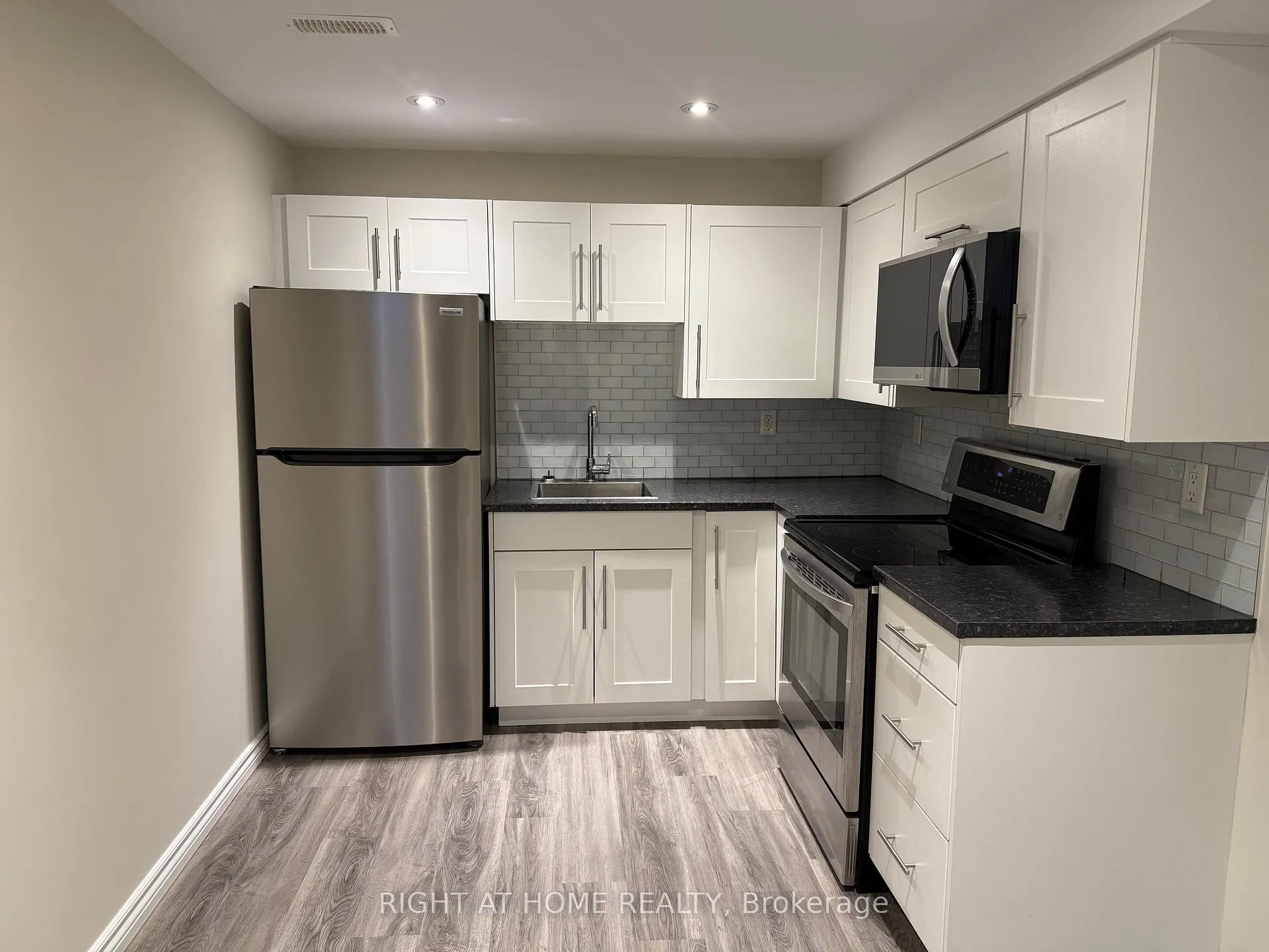 Photo 7 of 88 Gregory Road, Ajax, South East — HOMEH