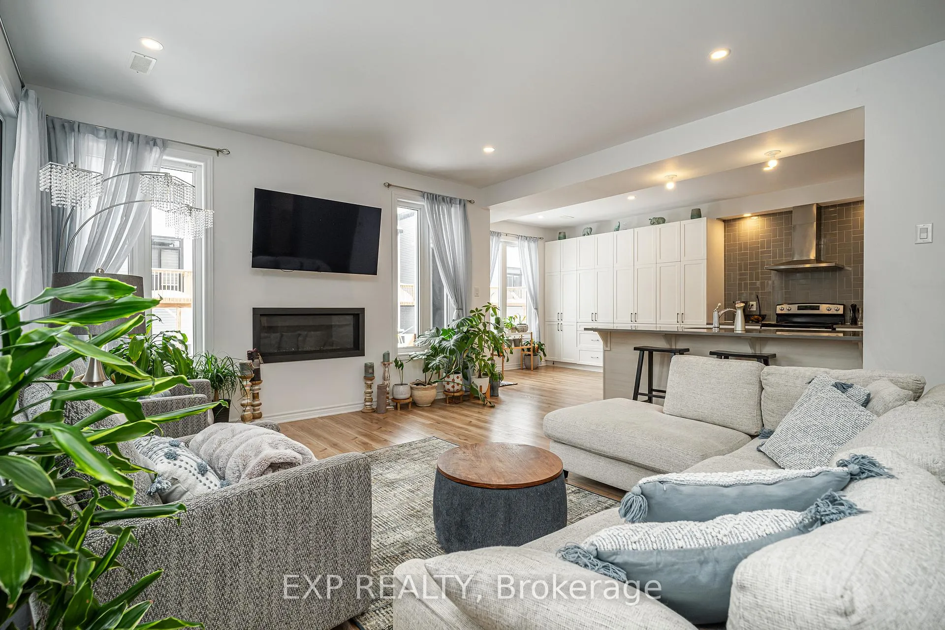 Photo 3 of 99 Dun Skipper Drive, Ottawa, Blossom Park/Kemp Park/Findlay Creek — HOMEH
