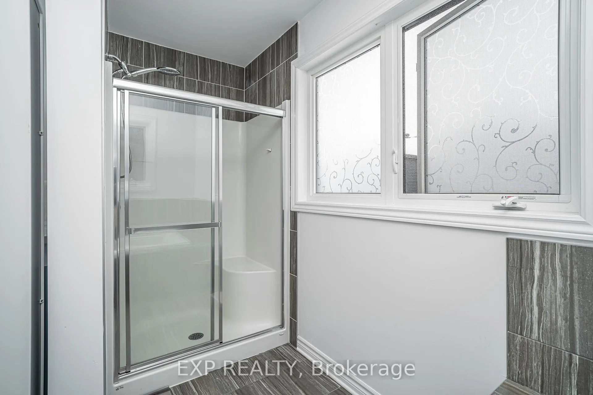 Photo 17 of 99 Dun Skipper Drive, Ottawa, Blossom Park/Kemp Park/Findlay Creek — HOMEH