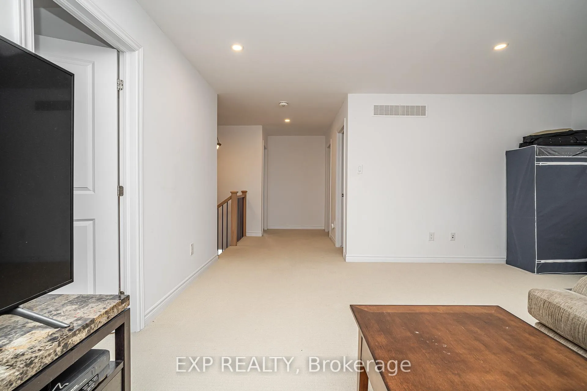 Photo 19 of 99 Dun Skipper Drive, Ottawa, Blossom Park/Kemp Park/Findlay Creek — HOMEH