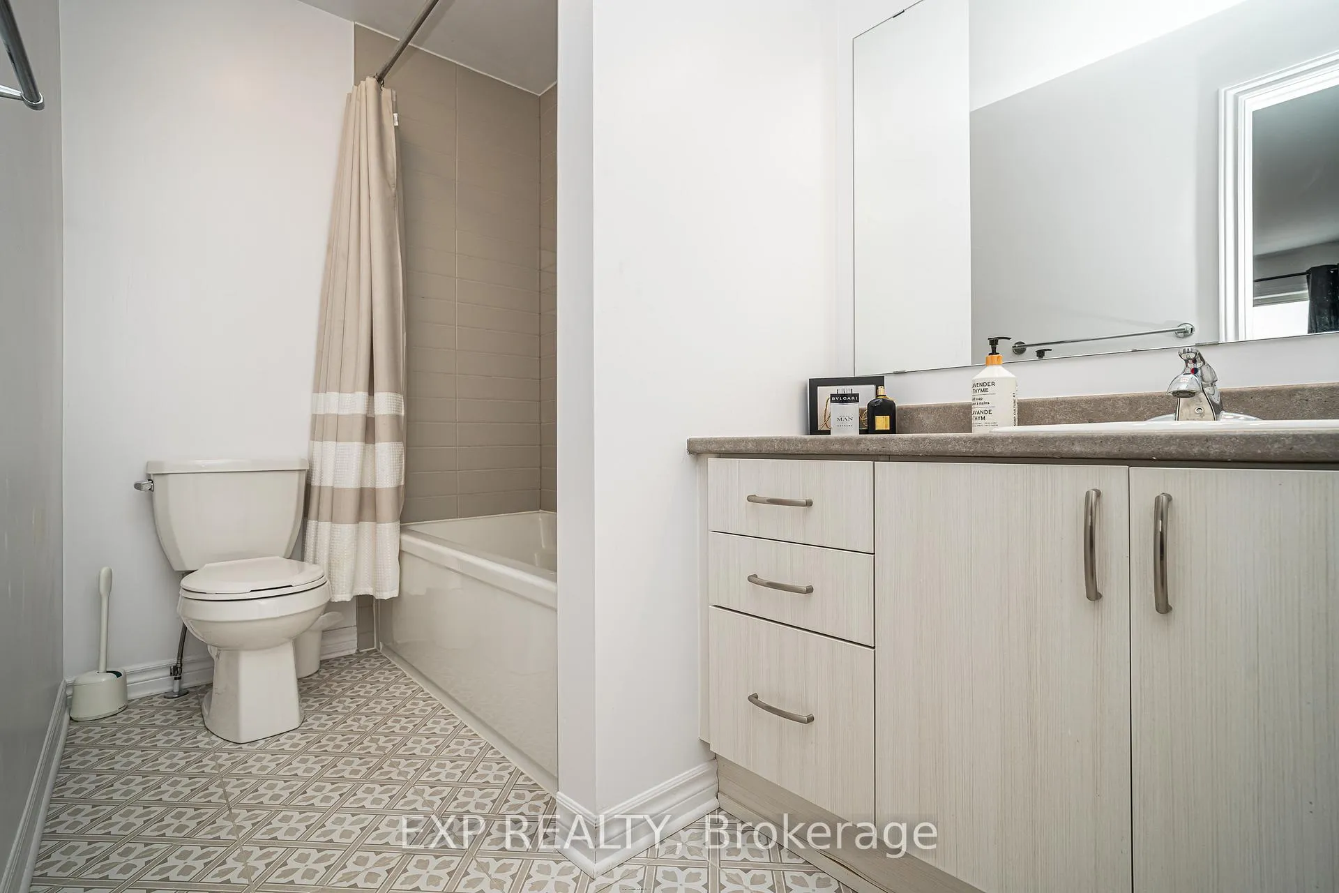 Photo 24 of 99 Dun Skipper Drive, Ottawa, Blossom Park/Kemp Park/Findlay Creek — HOMEH