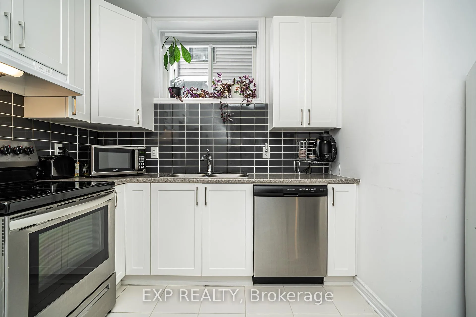 Photo 33 of 99 Dun Skipper Drive, Ottawa, Blossom Park/Kemp Park/Findlay Creek — HOMEH