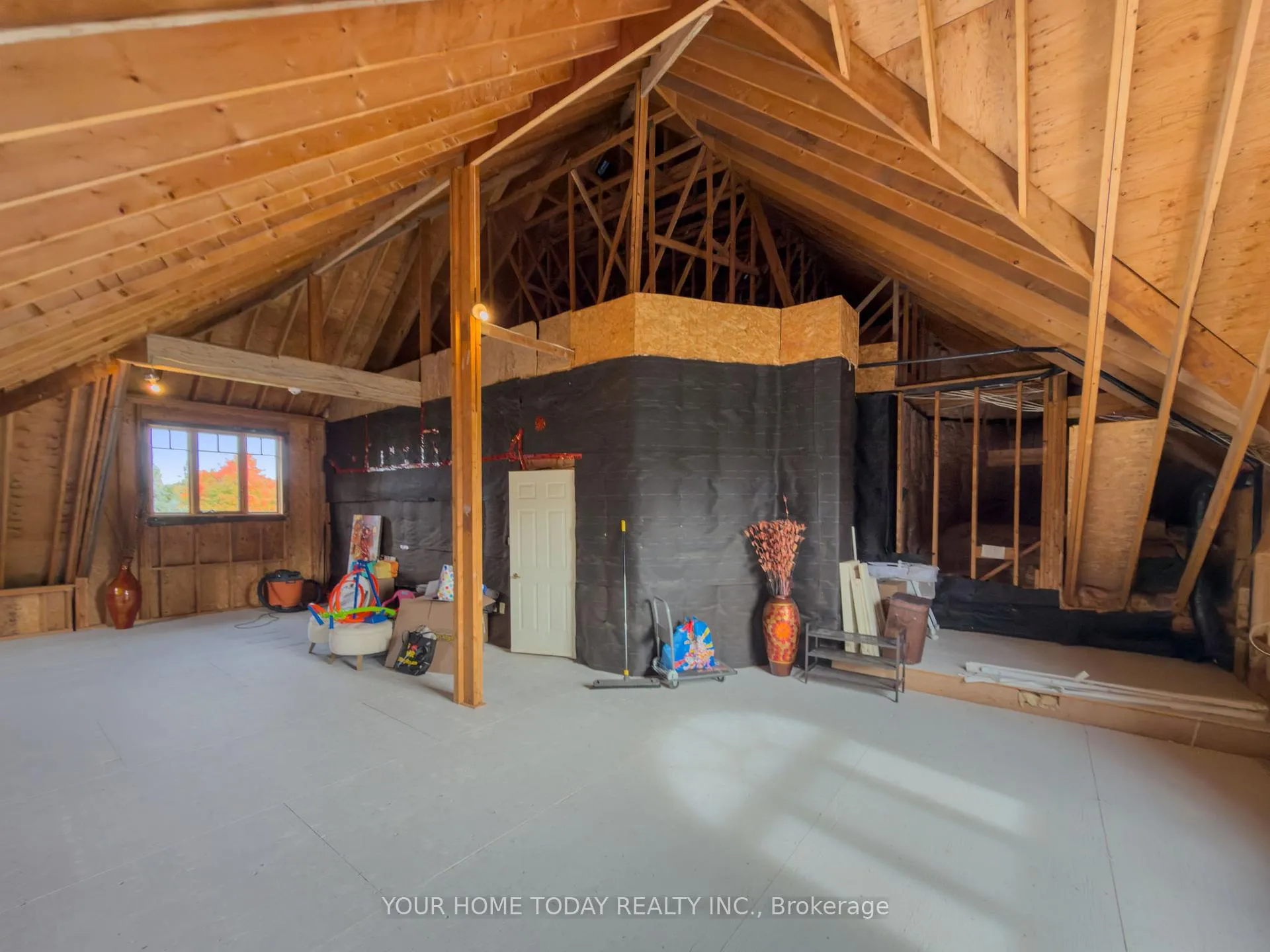 Photo 32 of 21 Turtle Lake Drive, Halton Hills, Rural Halton Hills — HOMEH