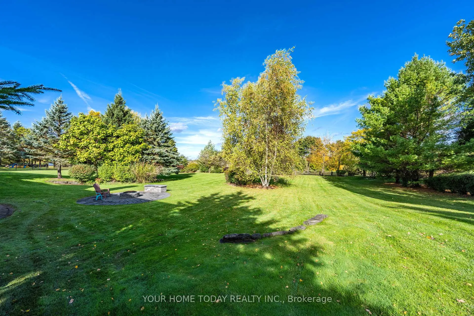 Photo 48 of 21 Turtle Lake Drive, Halton Hills, Rural Halton Hills — HOMEH