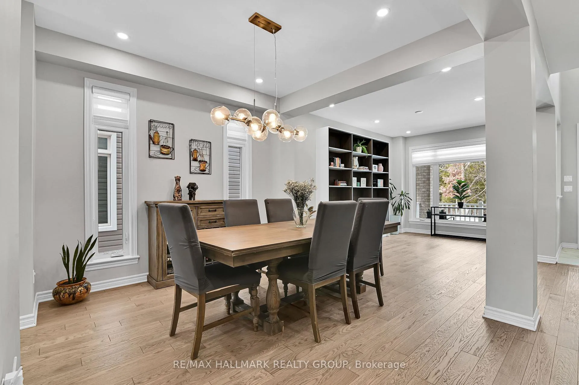 Photo 5 of 160 Eric Maloney Way, Ottawa, Blossom Park/Kemp Park/Findlay Creek — HOMEH