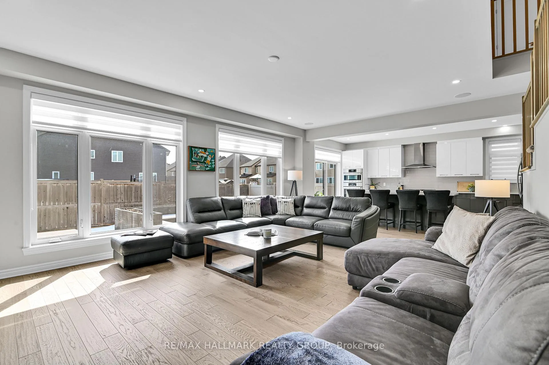 Photo 10 of 160 Eric Maloney Way, Ottawa, Blossom Park/Kemp Park/Findlay Creek — HOMEH
