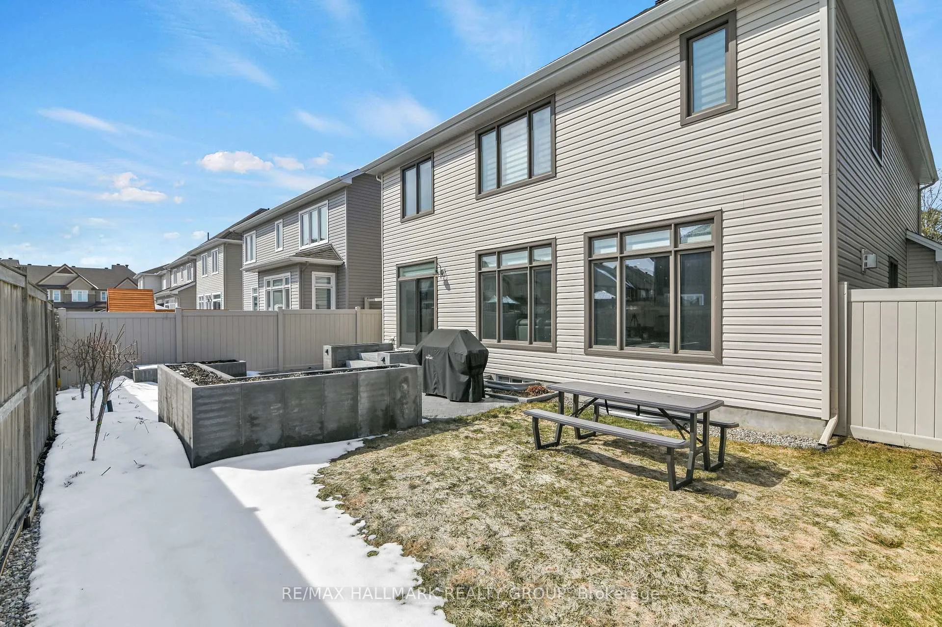 Photo 37 of 160 Eric Maloney Way, Ottawa, Blossom Park/Kemp Park/Findlay Creek — HOMEH