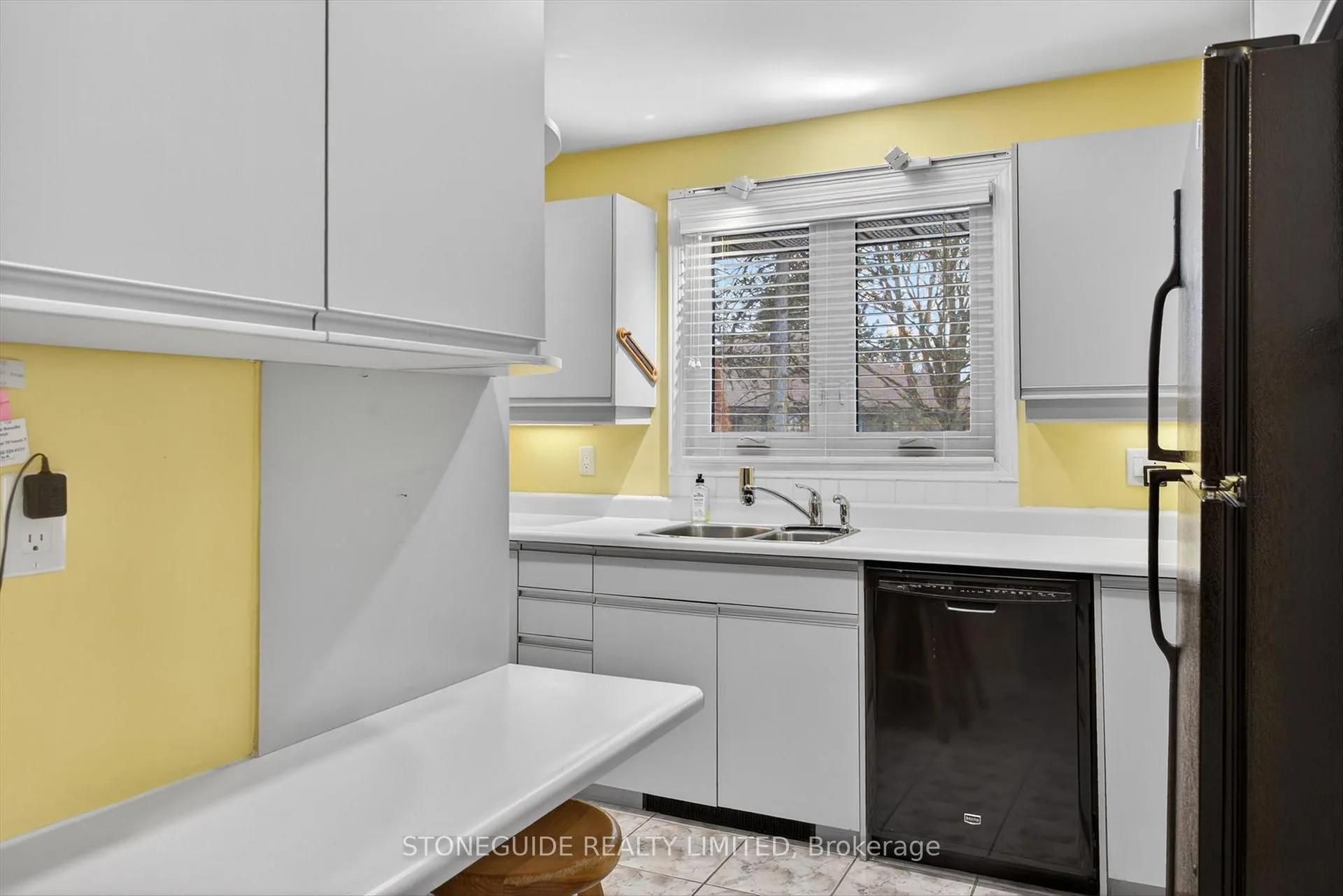 Photo 8 of Unit 1, 645 Whitaker Street, Peterborough, Ashburnham Ward 4 — HOMEH