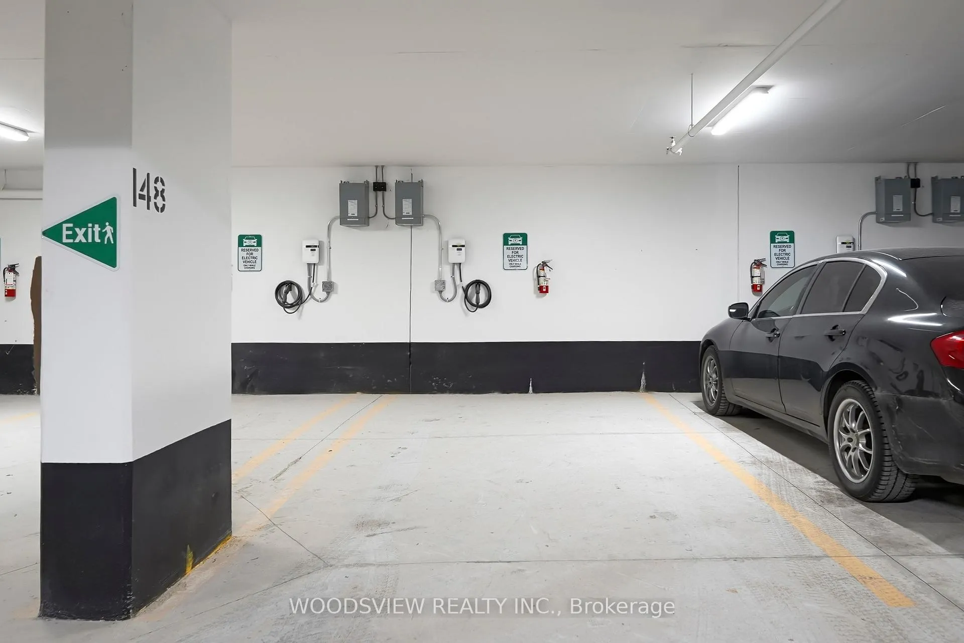 Photo 18 of Unit 533, 2075 King Road, King, King City — HOMEH