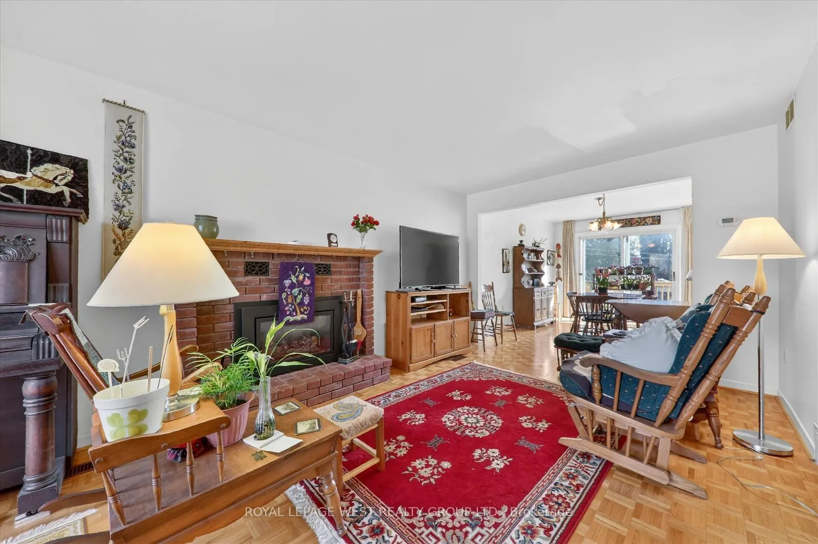 Photo 15 of 35 Roxaline Street, Etobicoke, Humber Heights — HOMEH