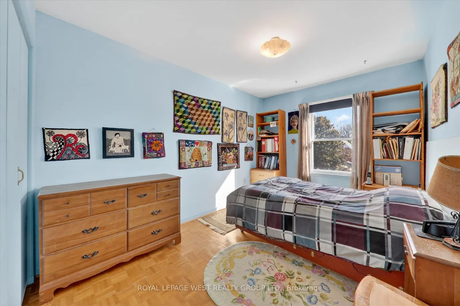 Photo 24 of 35 Roxaline Street, Etobicoke, Humber Heights — HOMEH