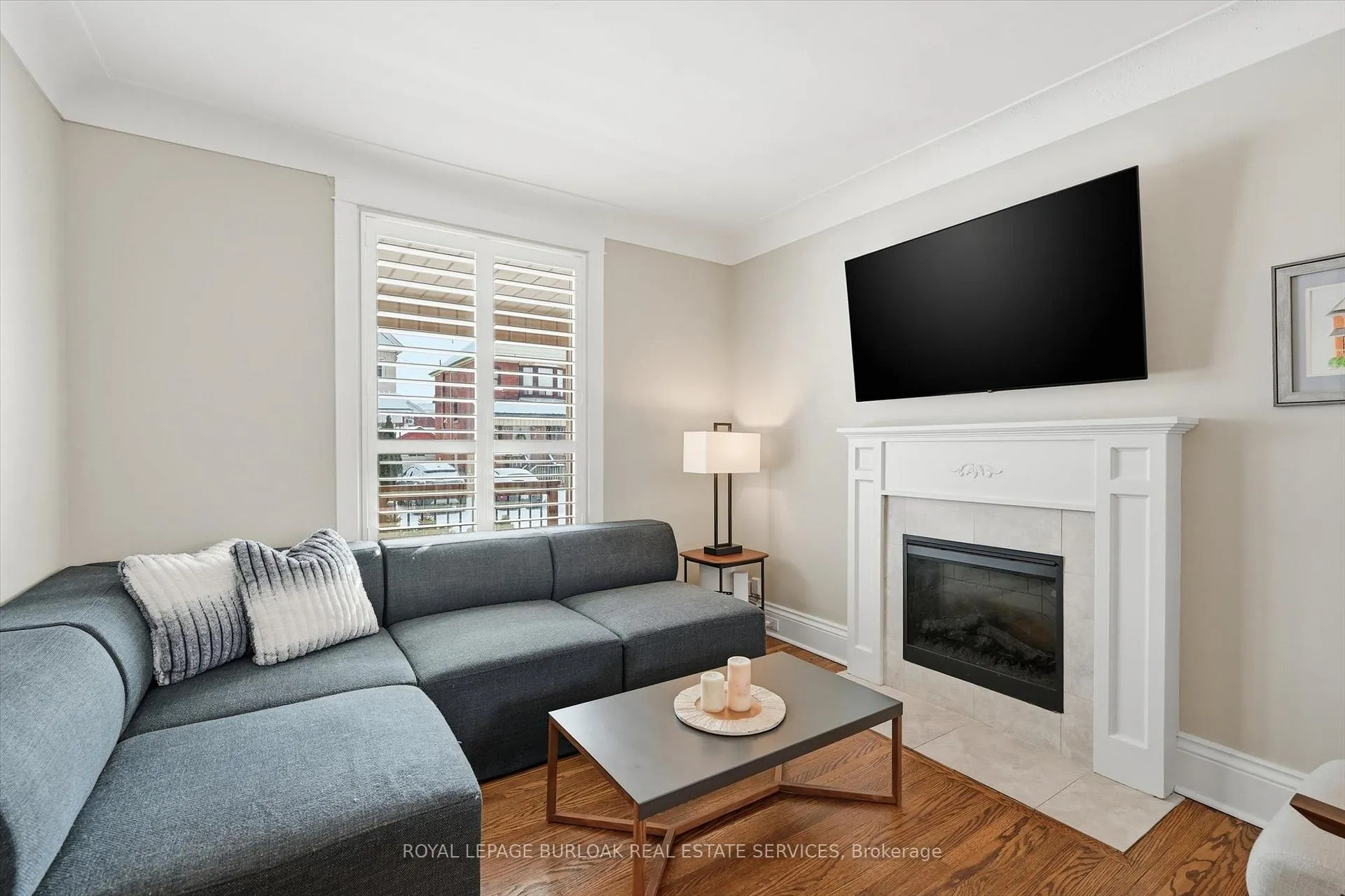Photo 6 of 43 Belview Avenue, Hamilton, Crown Point — HOMEH