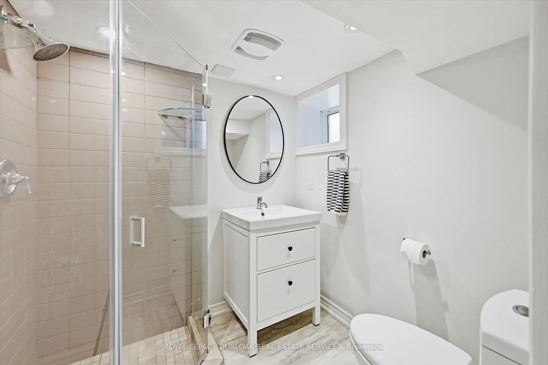 Photo 41 of 43 Belview Avenue, Hamilton, Crown Point — HOMEH