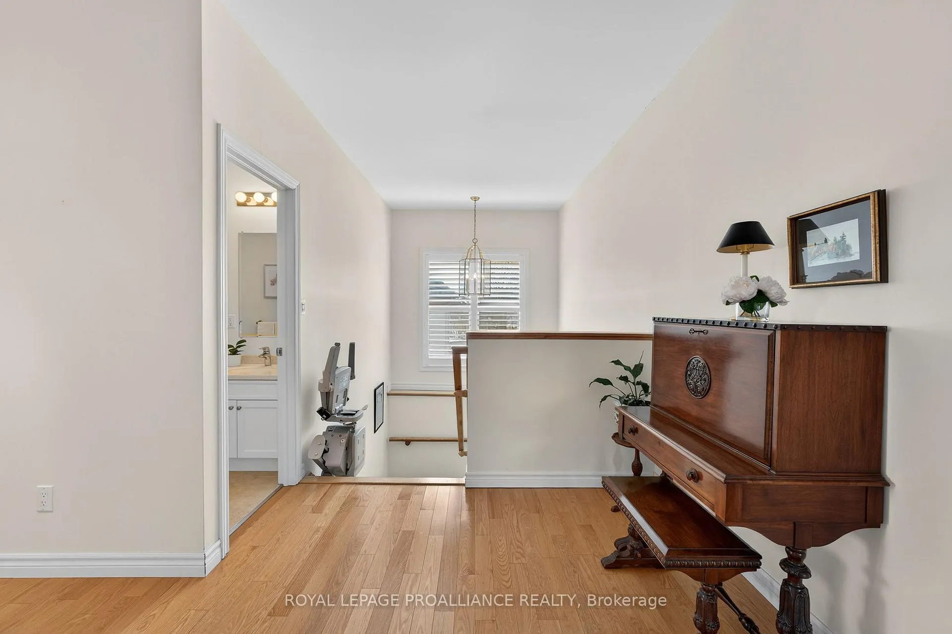 Photo 17 of 45 Maplehurst Crescent, Prince Edward County, Wellington Ward — HOMEH