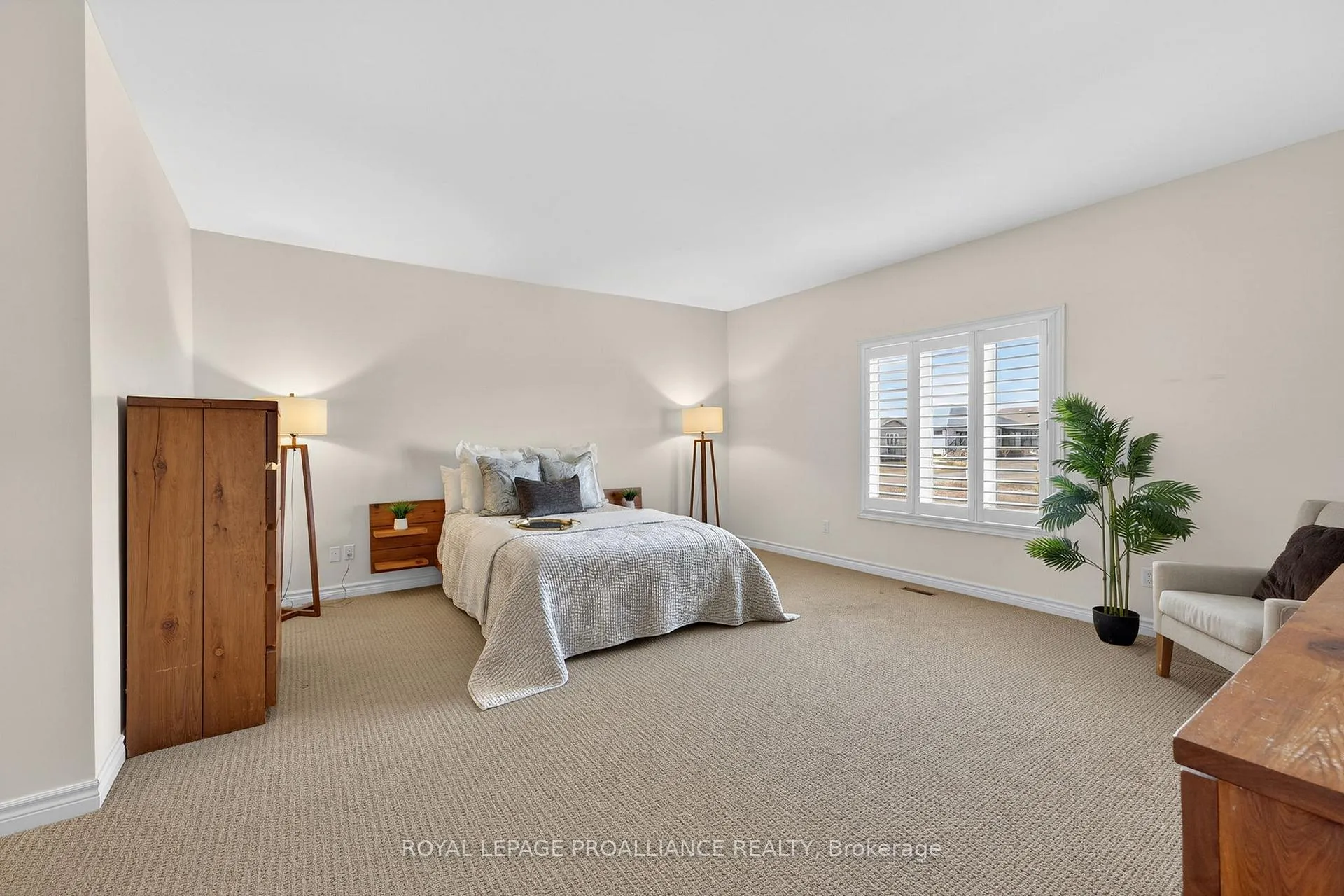 Photo 18 of 45 Maplehurst Crescent, Prince Edward County, Wellington Ward — HOMEH