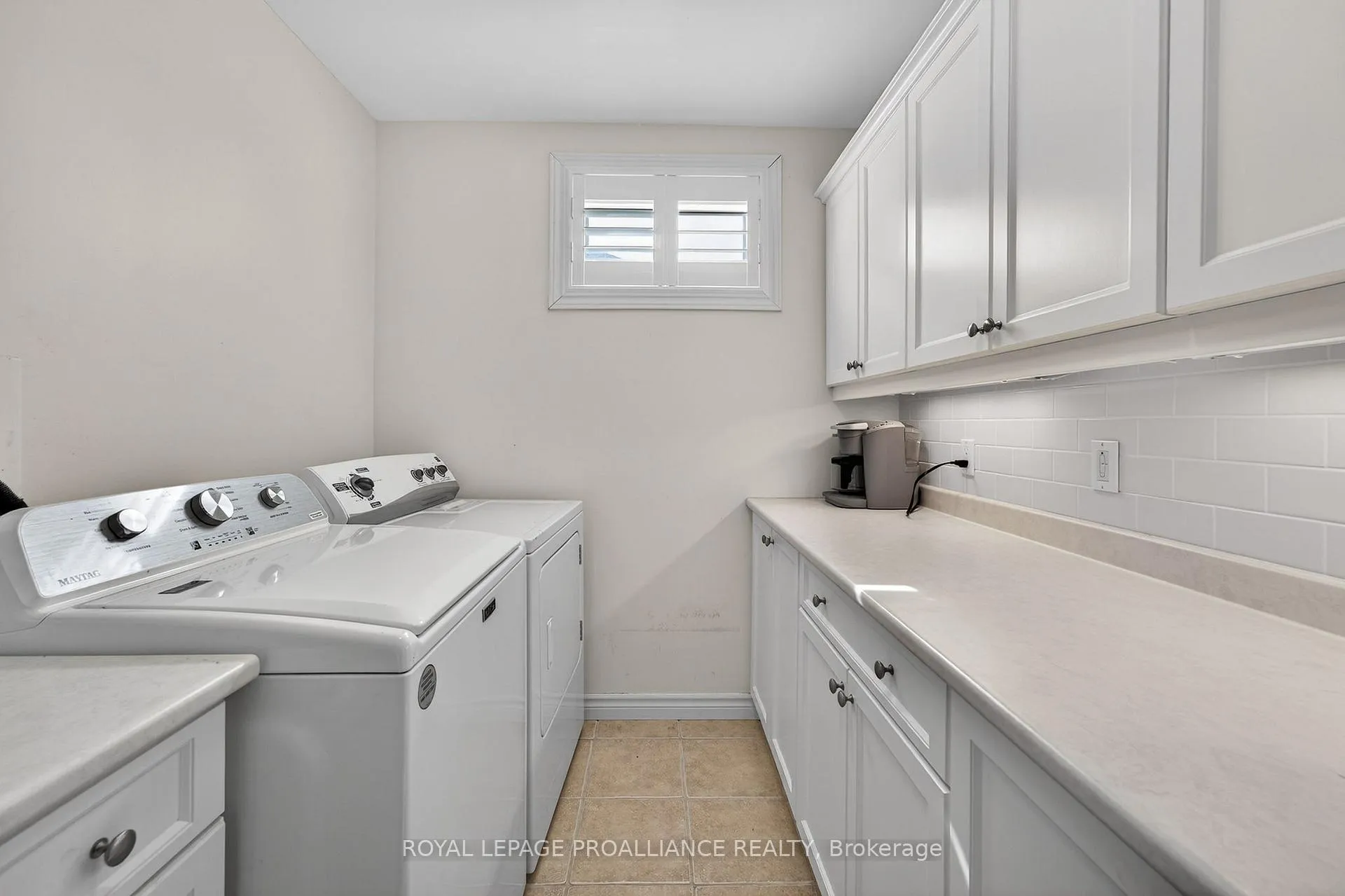 Photo 38 of 45 Maplehurst Crescent, Prince Edward County, Wellington Ward — HOMEH