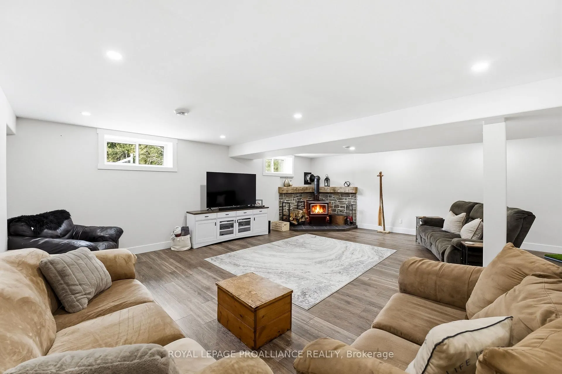 Photo 32 of 42 Nichols Road, Quinte West, Murray Ward — HOMEH