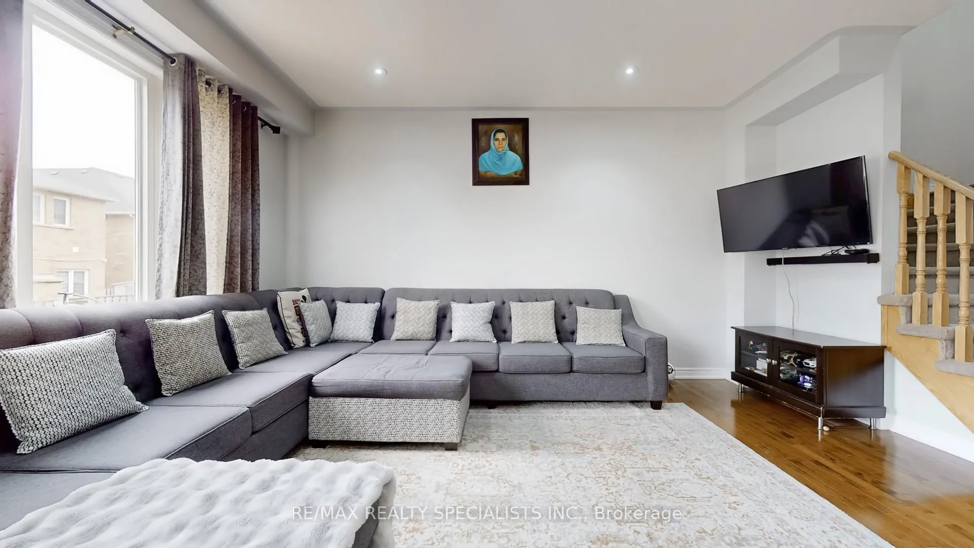 Photo 6 of 36 Totten Drive, Brampton, Sandringham-Wellington — HOMEH