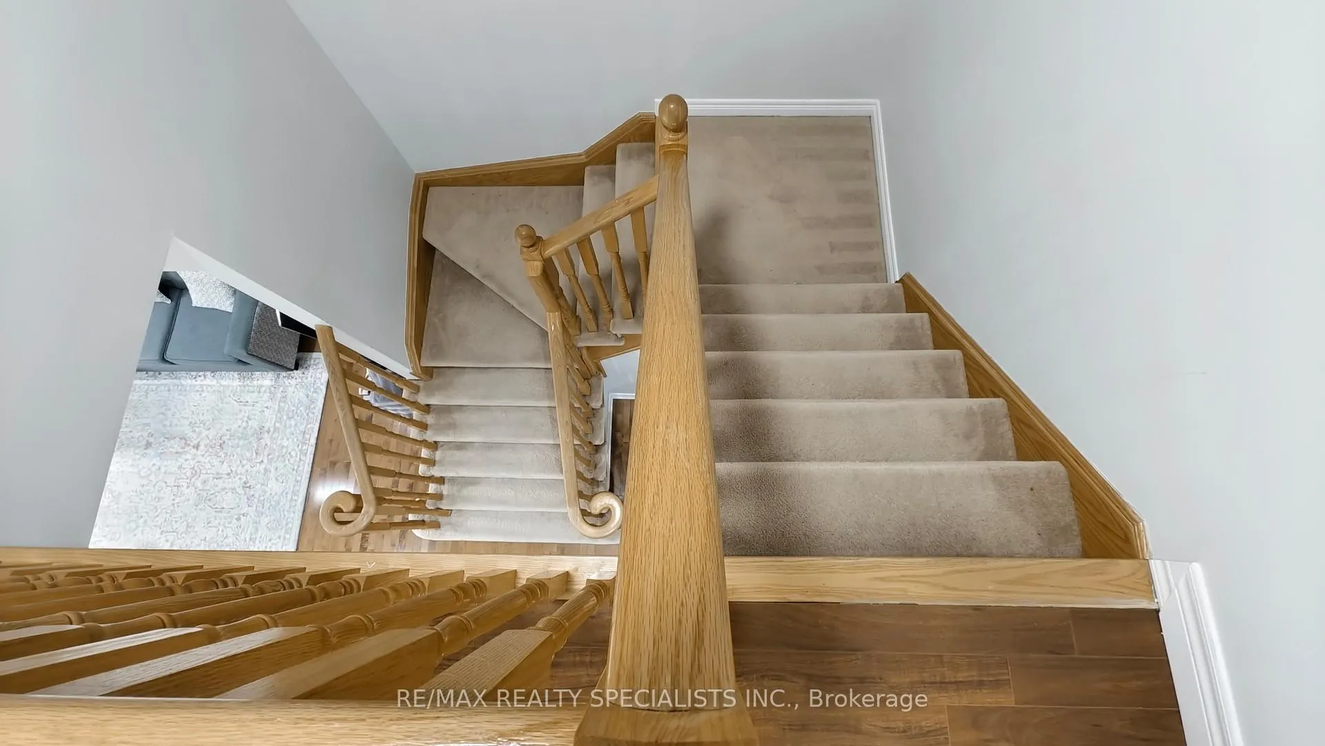 Photo 38 of 36 Totten Drive, Brampton, Sandringham-Wellington — HOMEH