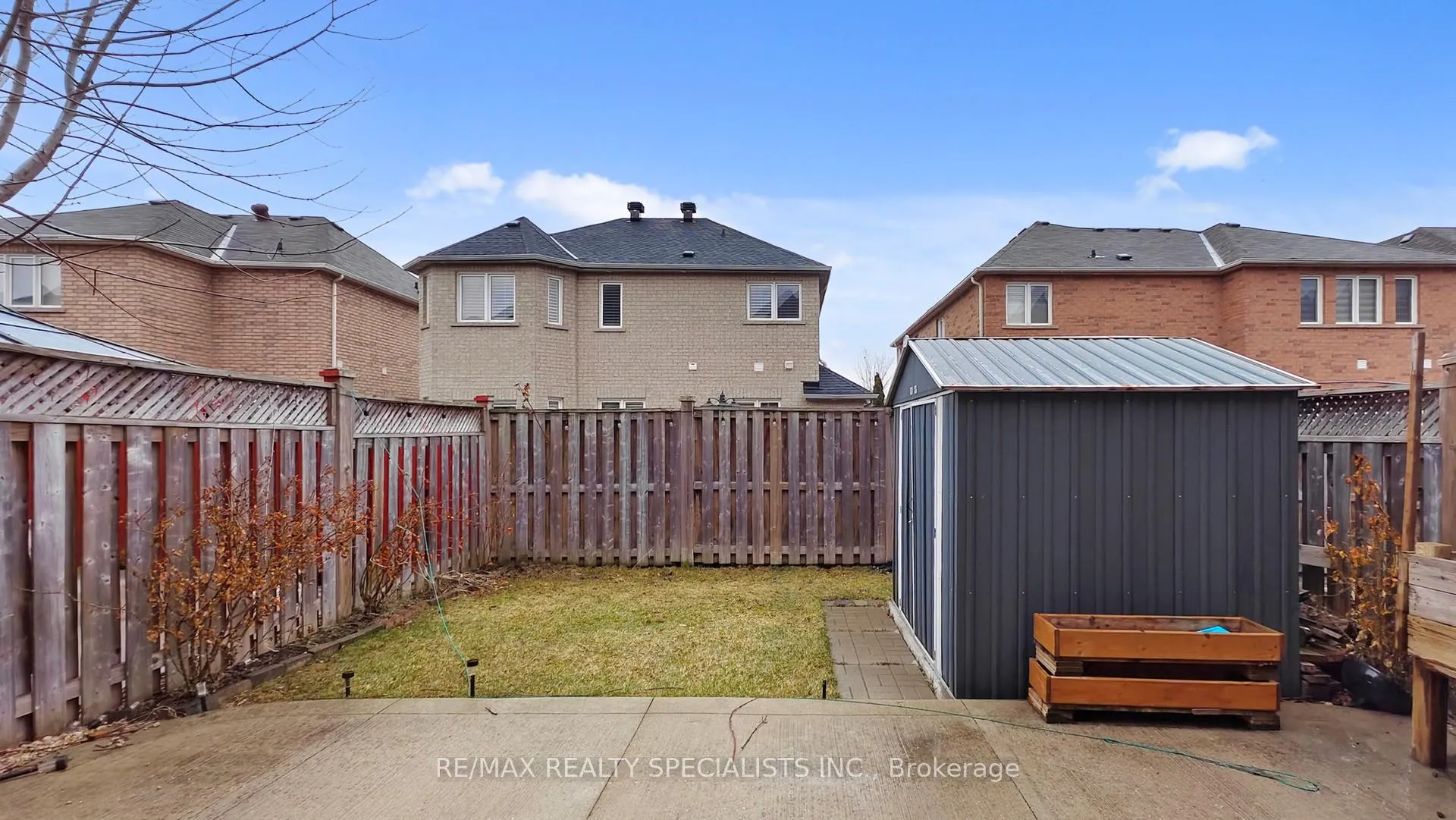 Photo 48 of 36 Totten Drive, Brampton, Sandringham-Wellington — HOMEH