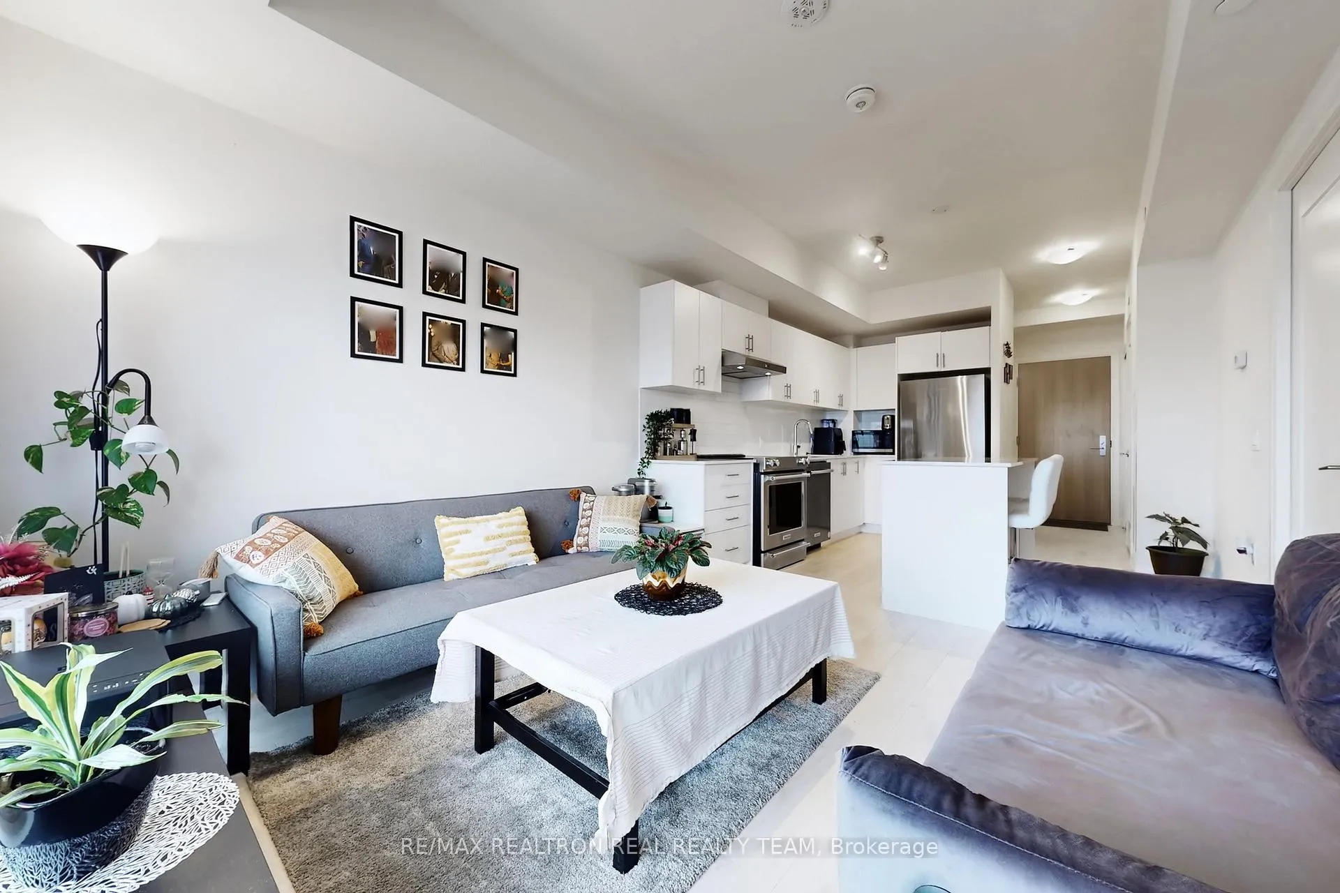 Photo 11 of Unit 207, 8960 Jane Street, Vaughan, Vellore Village — HOMEH