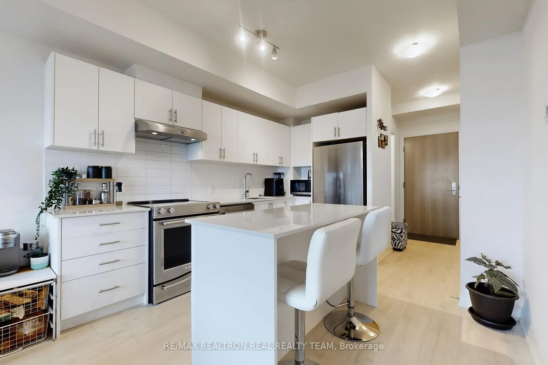 Photo 14 of Unit 207, 8960 Jane Street, Vaughan, Vellore Village — HOMEH