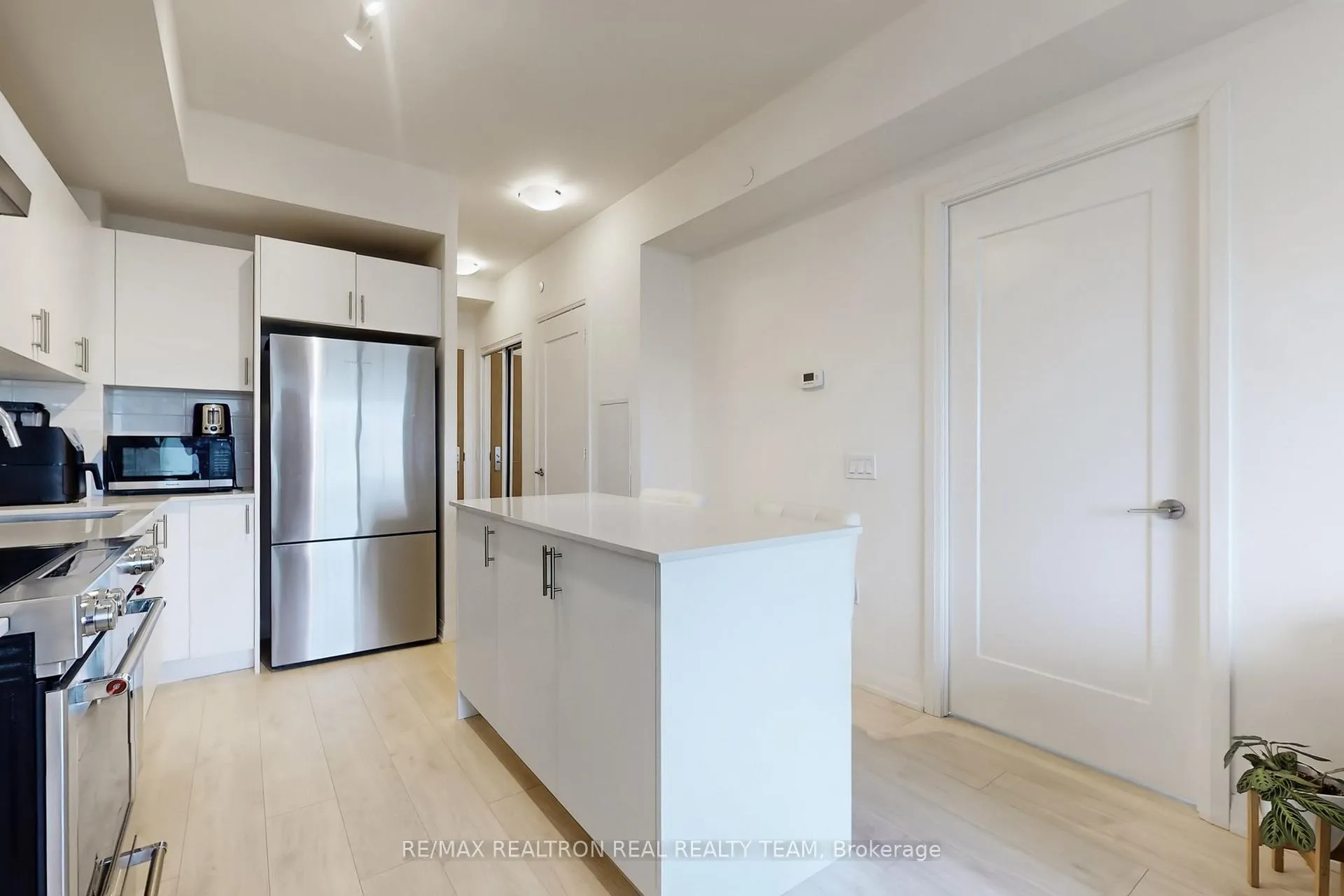 Photo 16 of Unit 207, 8960 Jane Street, Vaughan, Vellore Village — HOMEH